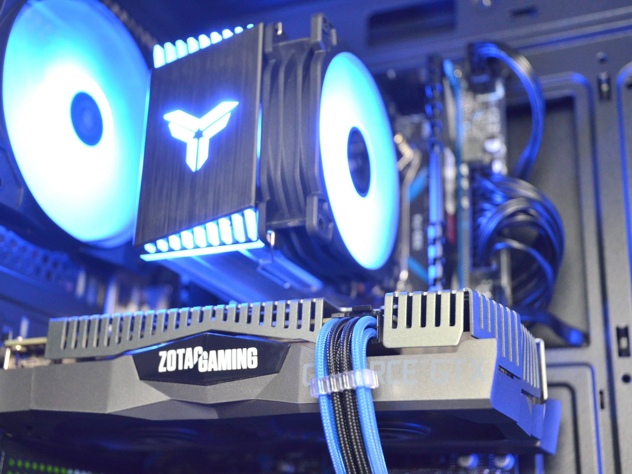 💰❄️| GTX 1660 Ti 6GB | INTEL XEON E5-2670 V3 | 16GB DDR4 RAM | 1TB Storage | Crystal Budget 2.0 |