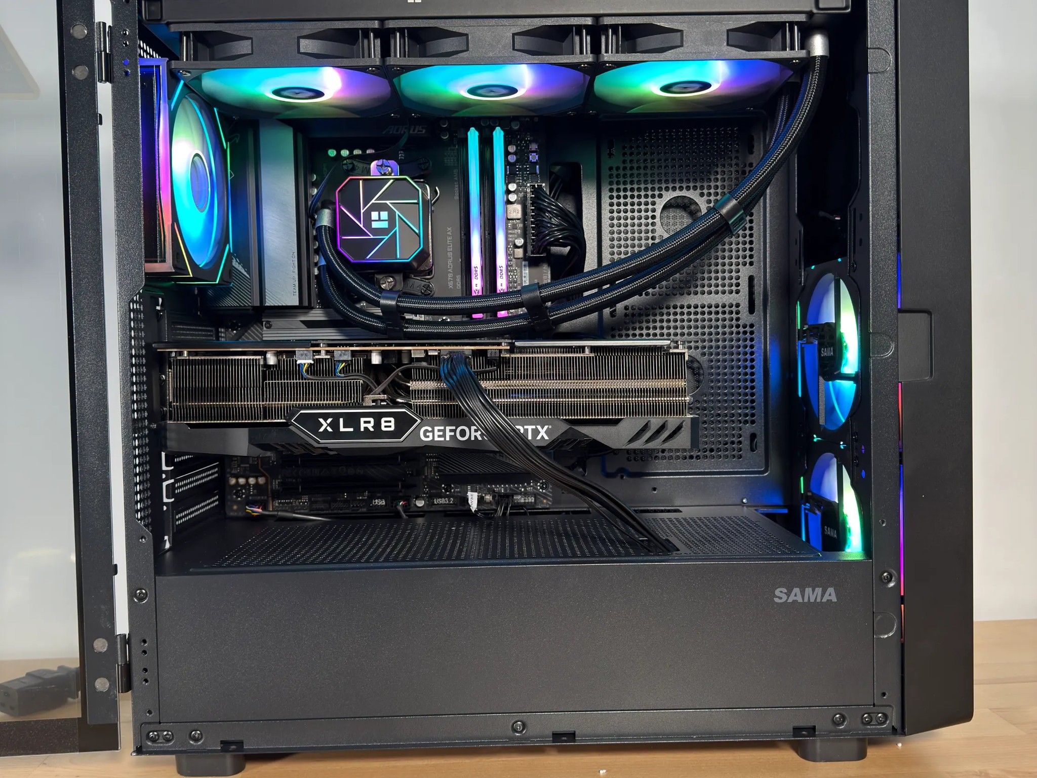 RTX 4080 Ryzen 9800X3D Gaming PC with Customizable Screen