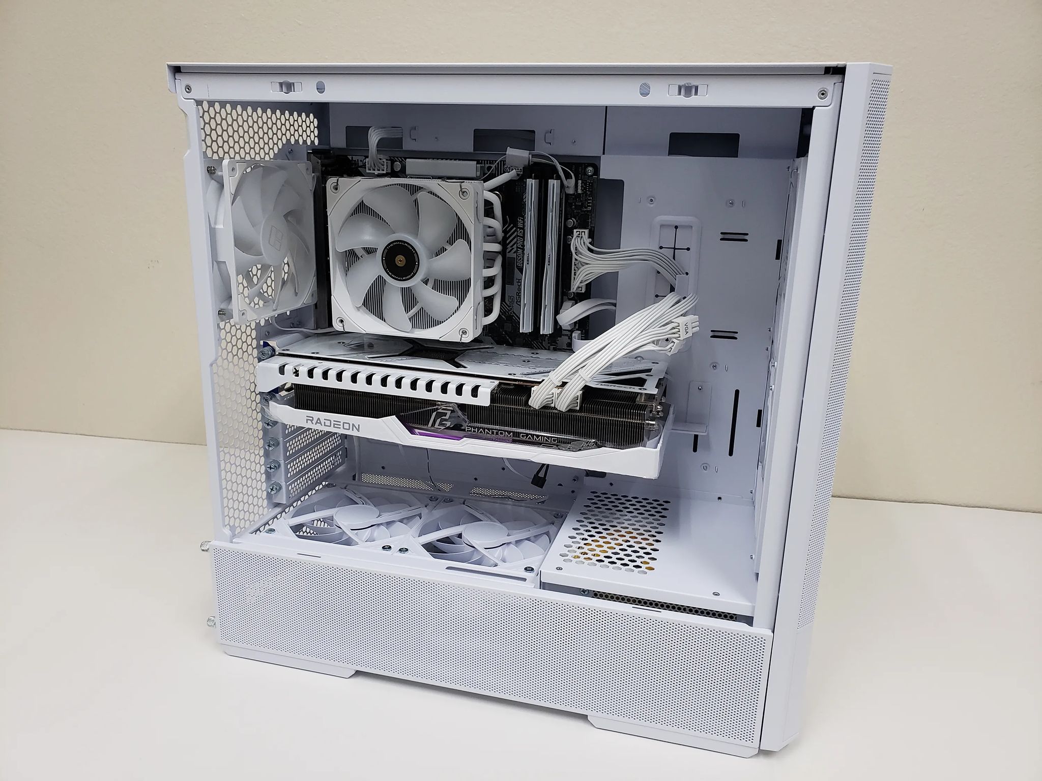 PC on Sale! Ryzen 7 7700X, RX 7900XT, 32GB-DDR5 6000, 2TB SSD NVMe, 1000W PSU