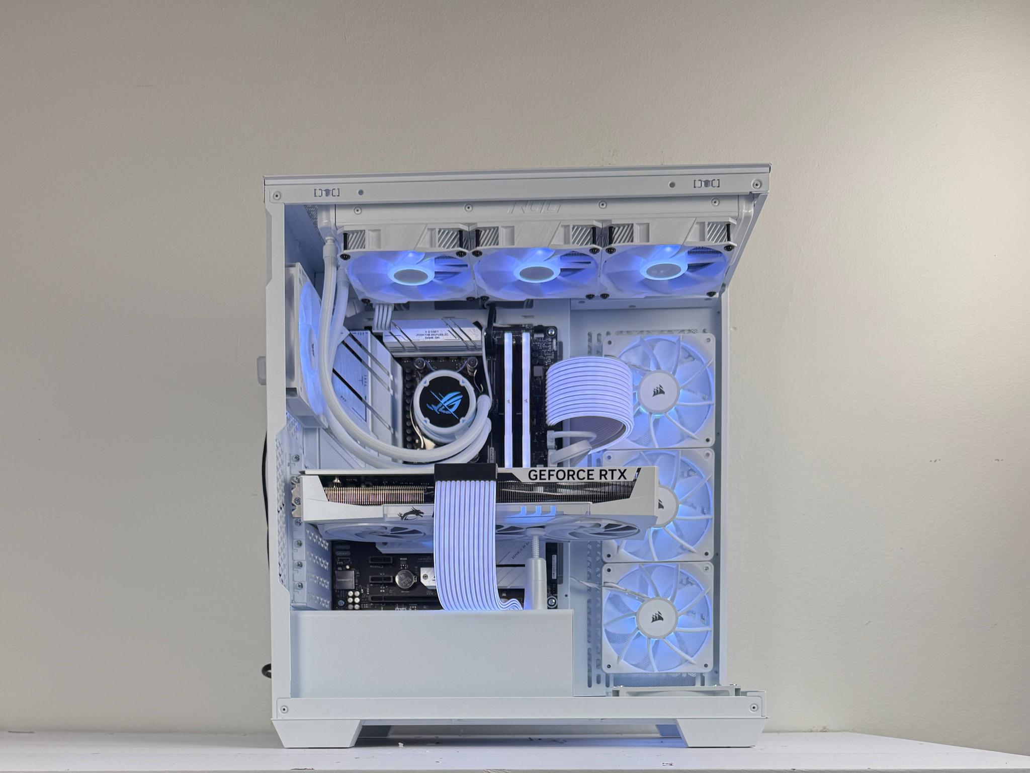 🧊Cryostorm🧊  | 1440p Streaming PC | Ryzen 7 7800X3D | MSI RTX 5070 | 32GB DDR5 6000MHz