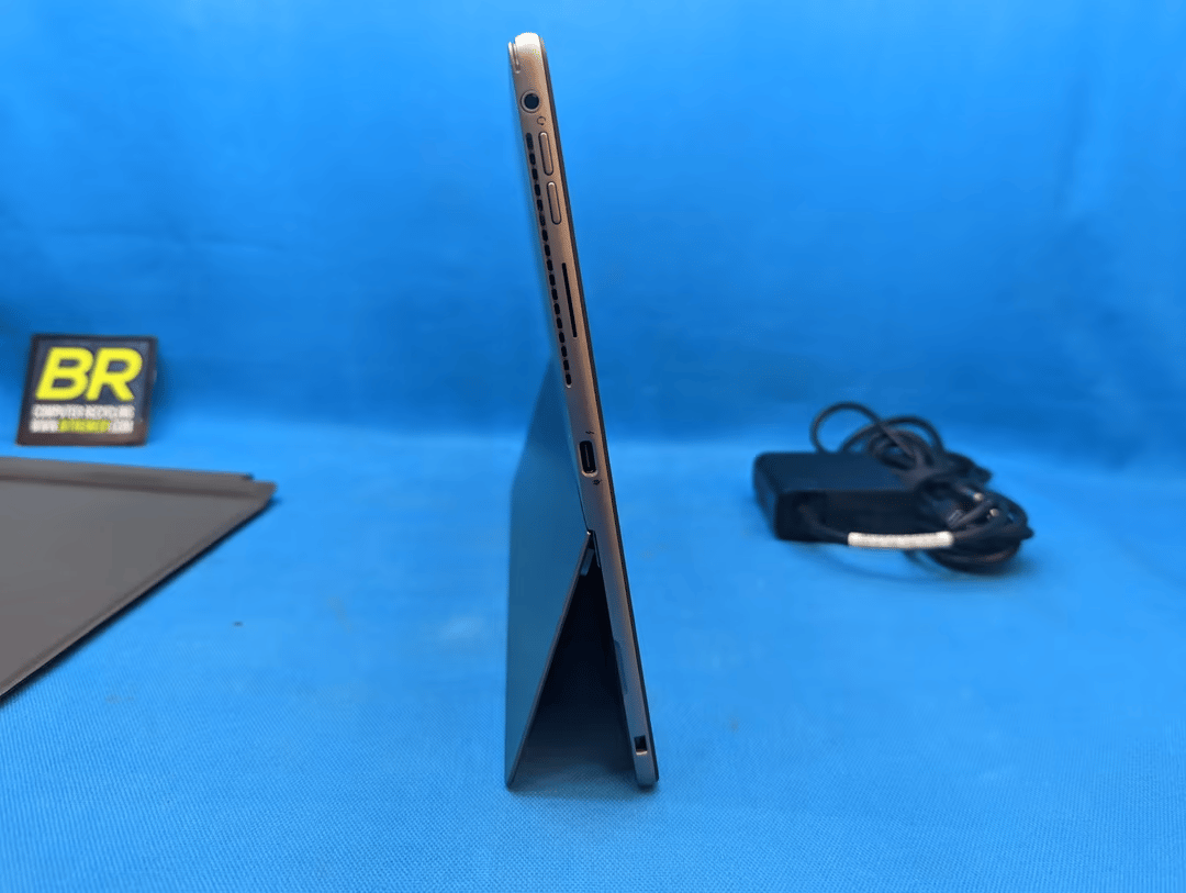 Dell Latitude 7320 Detachable 13 Inch i5-1140G7 @ 1.10ghz 16GB RAM 256GB SSD Windows 11 Pro