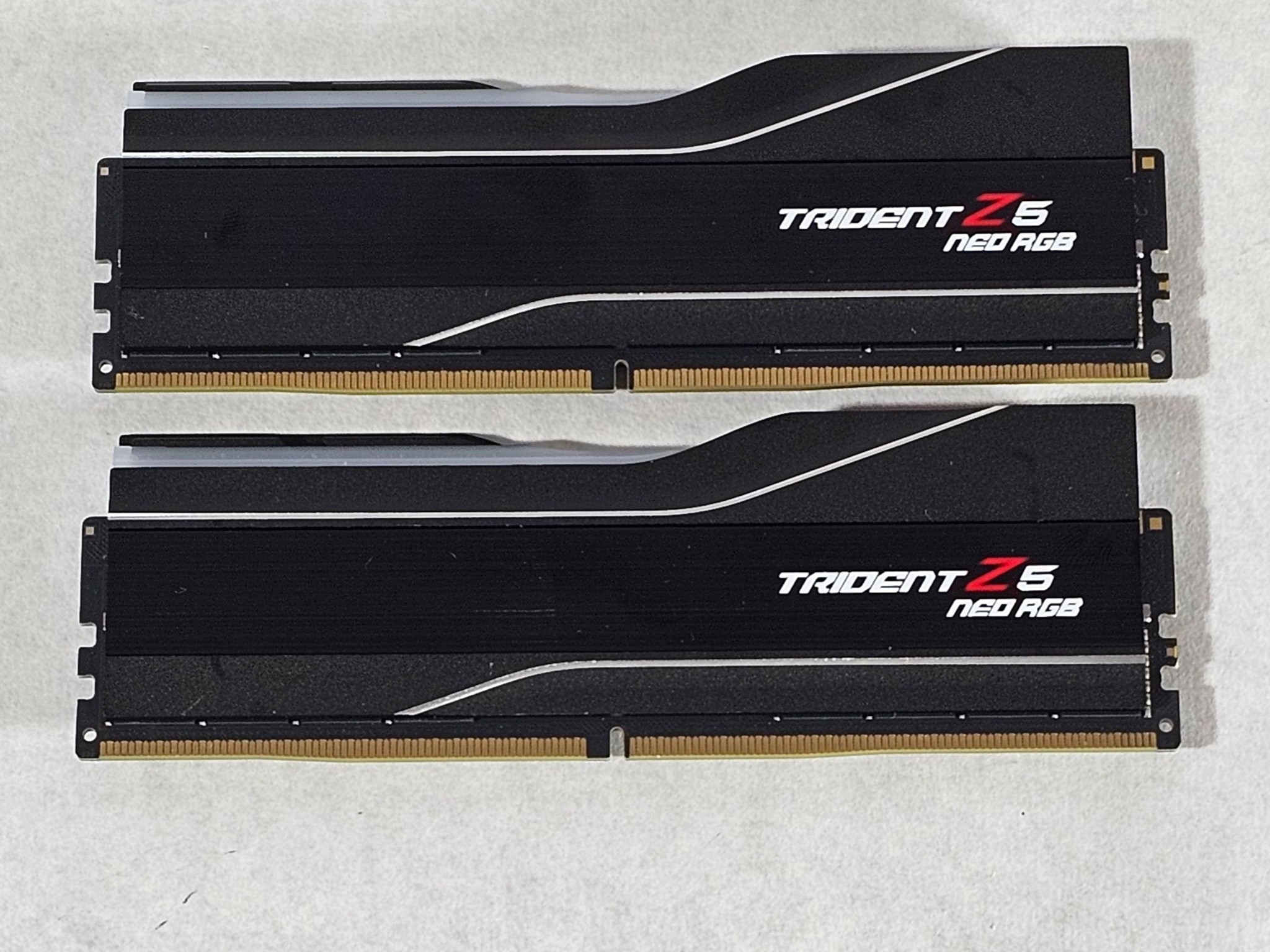 32GB DDR5 (2x16GB) 6000MT/s G.Skill Trisent Z5 Neo RGB