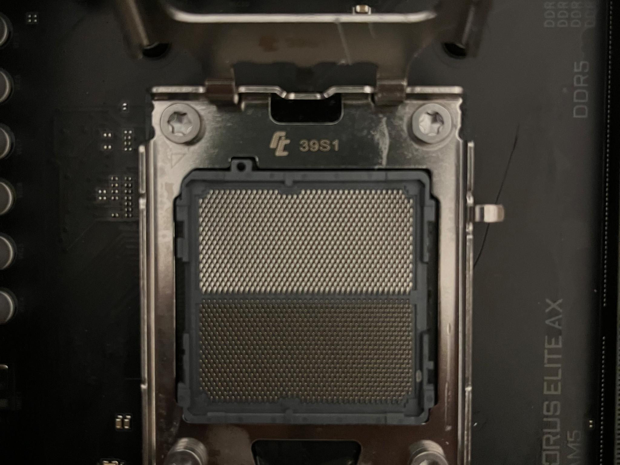 GIGABYTE B650 AORUS ELITE AX ATX AM5 (DDR5, PCIe 5.0)