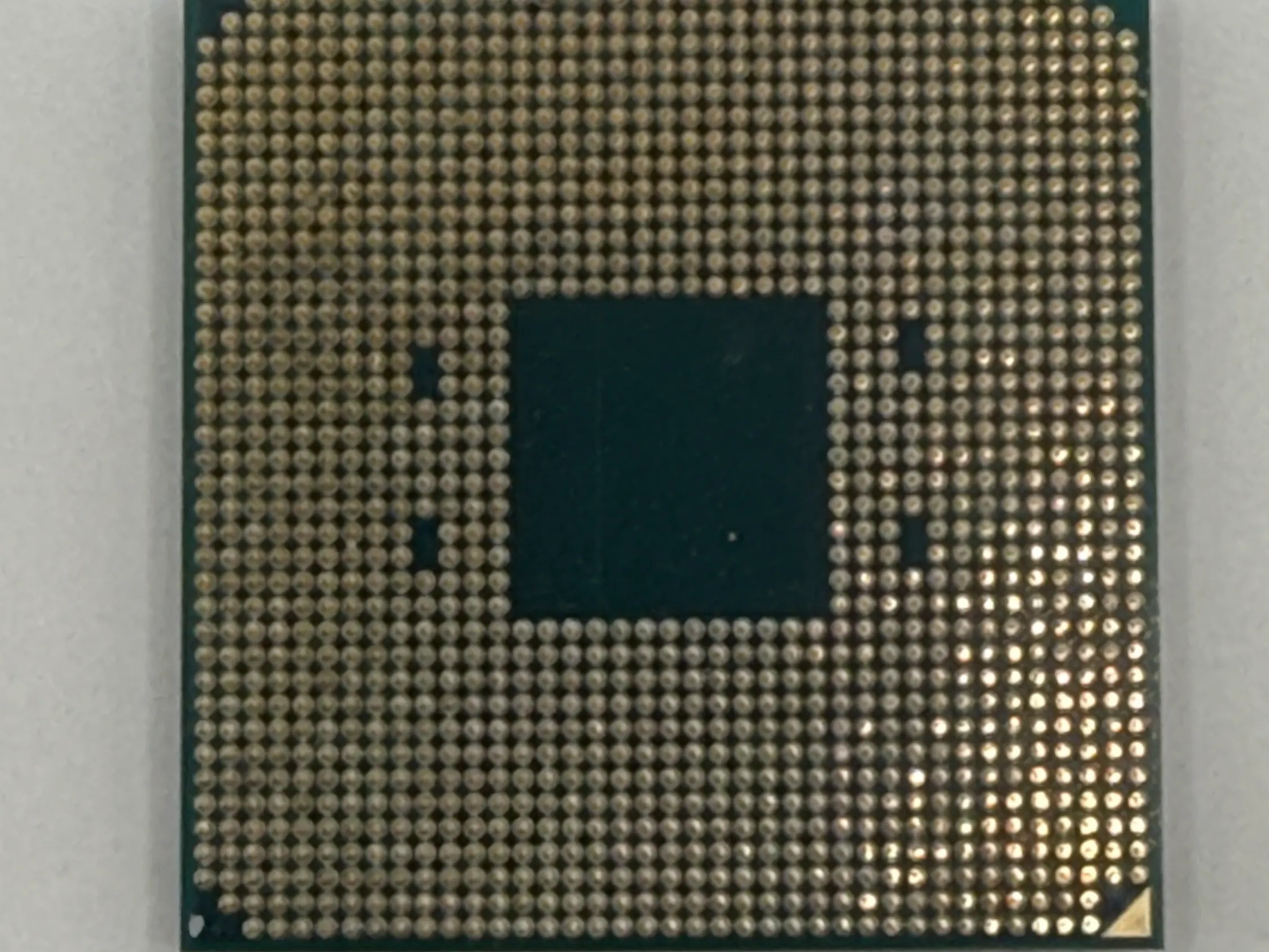 Ryzen 7 3700X 8-Core 16-Thread 4.4 GHz