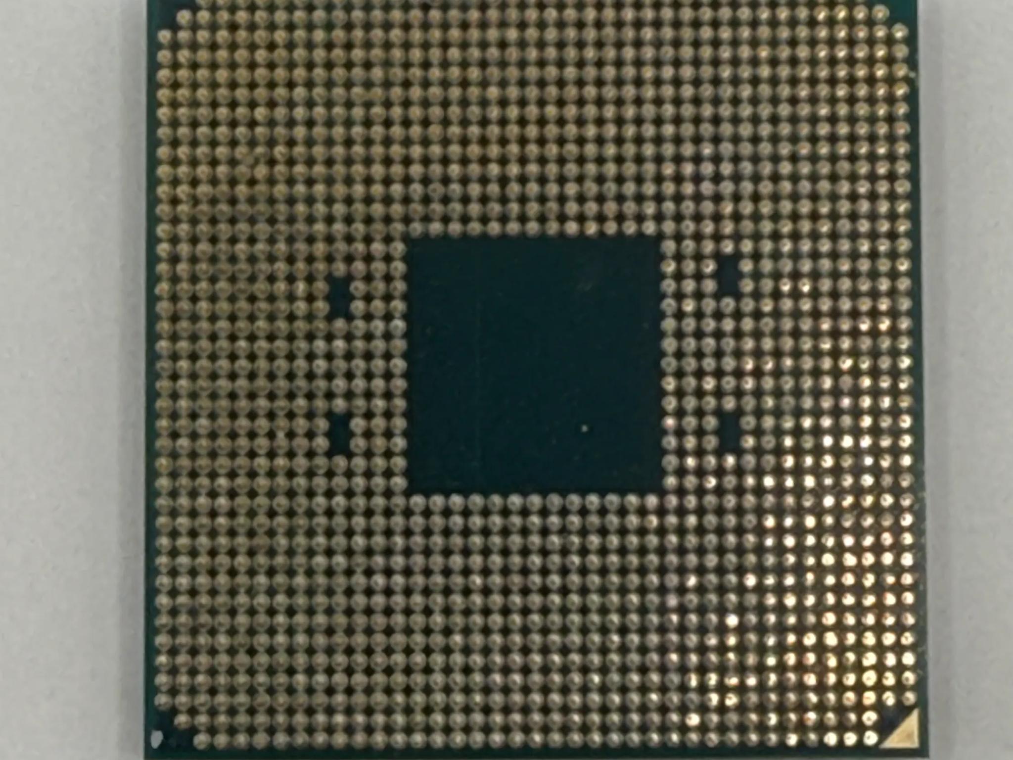 Ryzen 7 3700X 8-Core 16-Thread 4.4 GHz