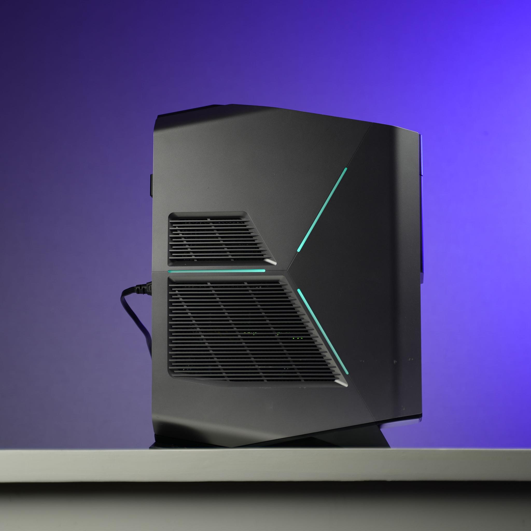 \ AF-04 / GTX 1080 Intel Core i7 8700 16GB 1.3TB Windows 11 Gaming PC Powerhouse