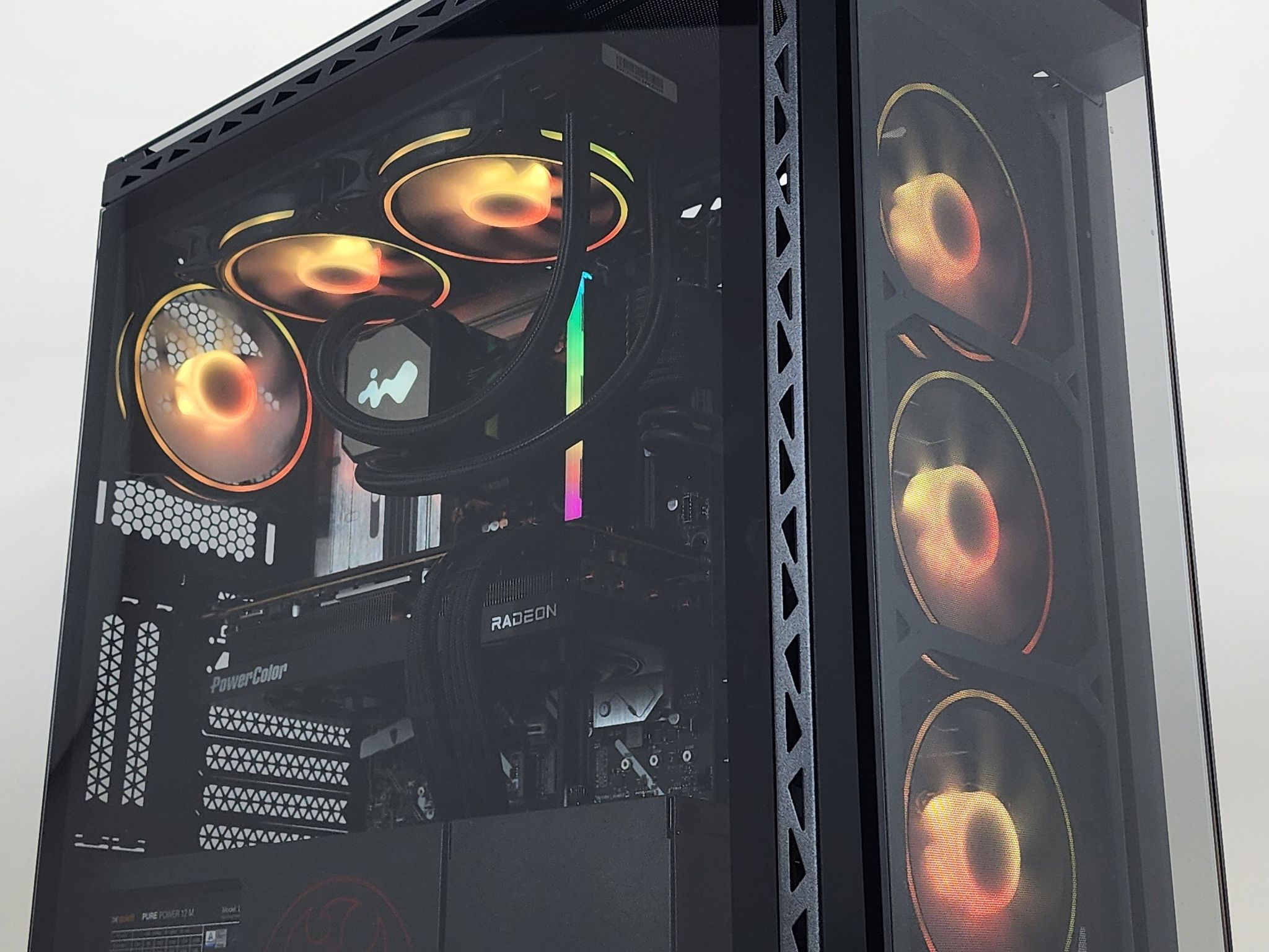 Gaming PC Ultra 5 250KF 16GB RAM 2TB SSD RX 7800 XT 16GB Windows 11 Computer