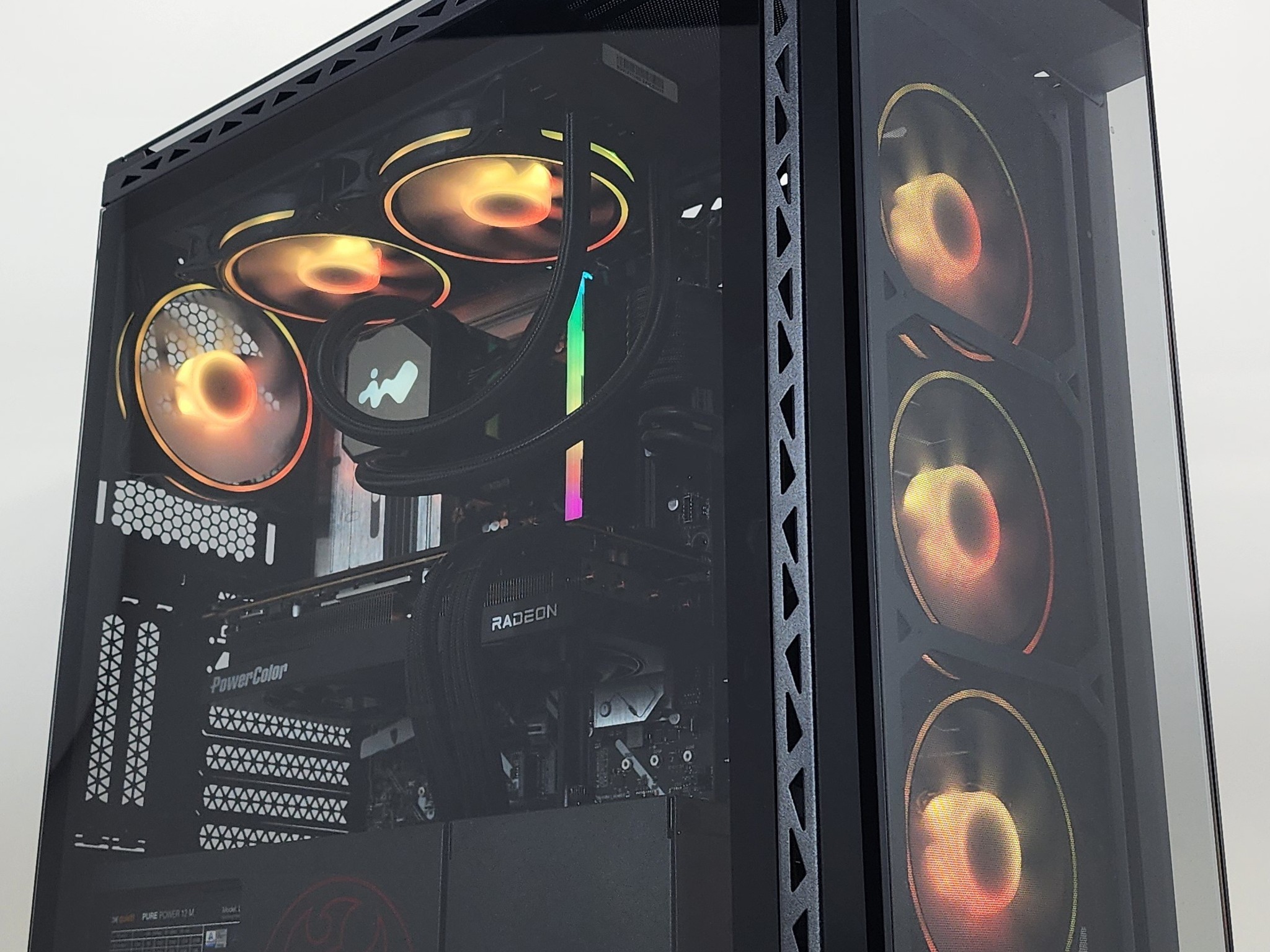 Gaming PC Ultra 5 250KF 16GB RAM 2TB SSD RX 7800 XT 16GB Windows 11 Computer