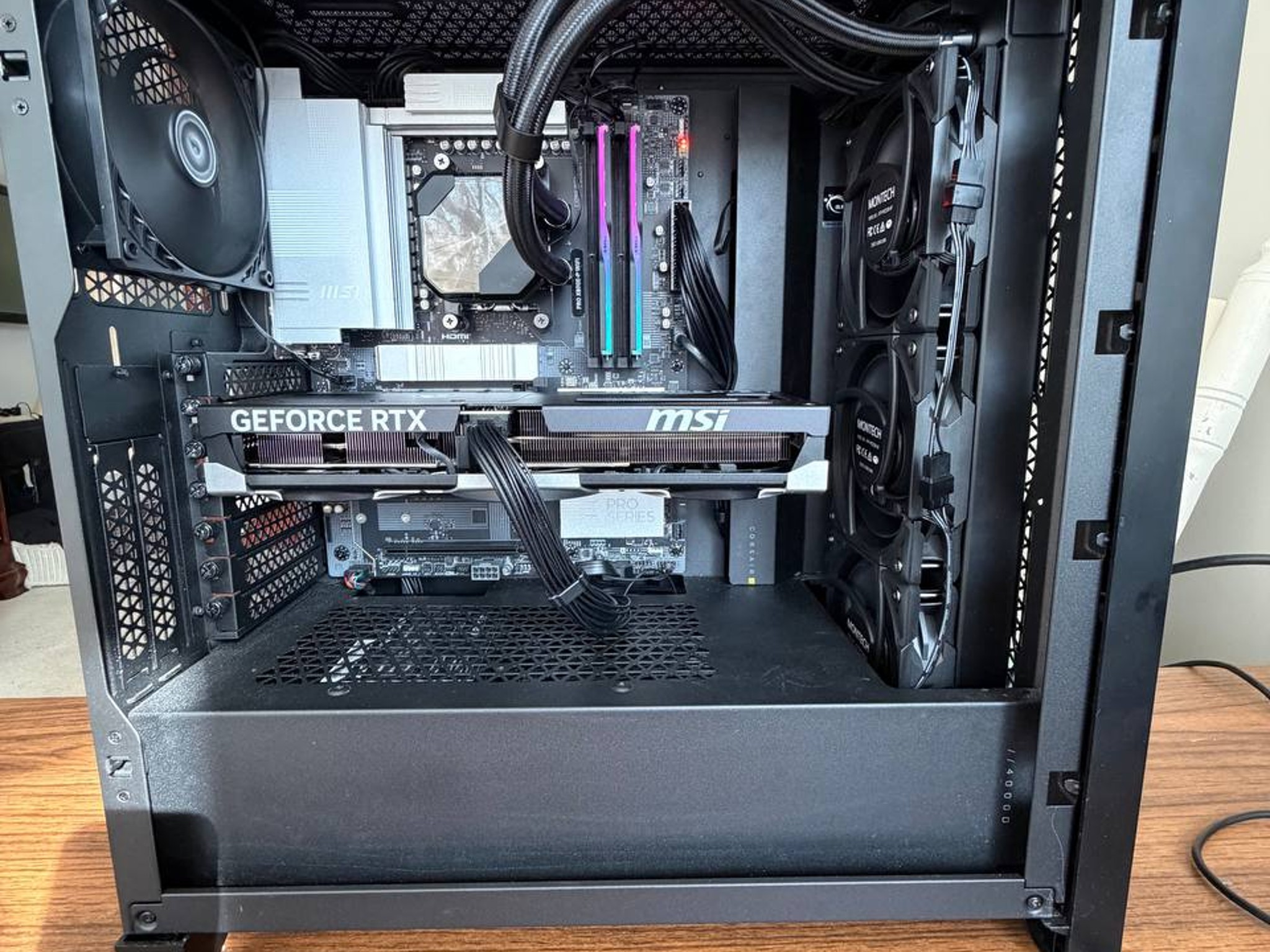 👁️Vulture🐦‍⬛ Ryzen 7 9800X3D / RTX 5070 / 32GB DDR5 / 1TB SSD / 360 AIO / Windows 11 = 1440 Beast