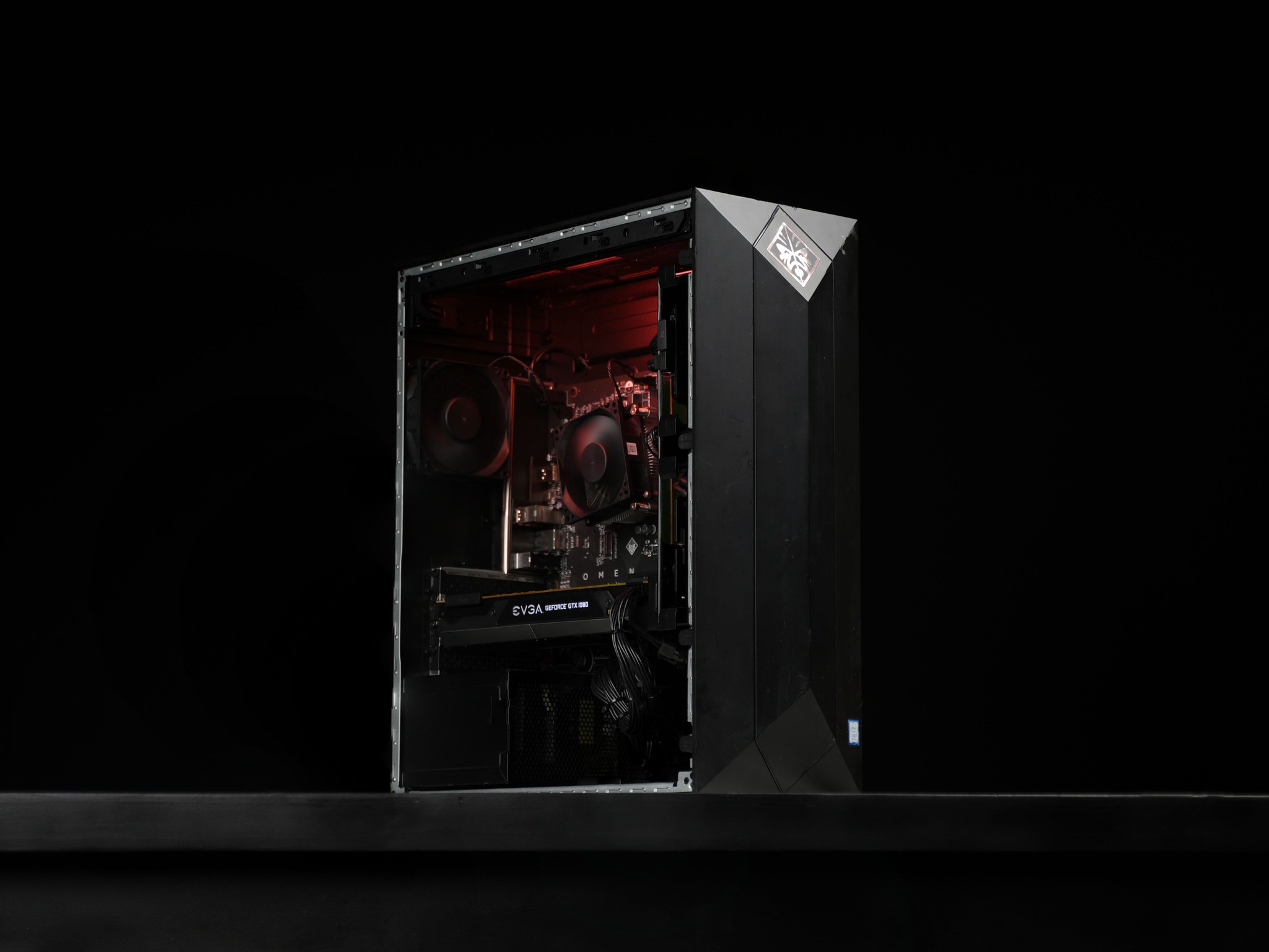 \ HF-00 / GTX 1080 Intel Core i7 8700 16GB .5TB Windows 11 Gaming PC Powerhouse