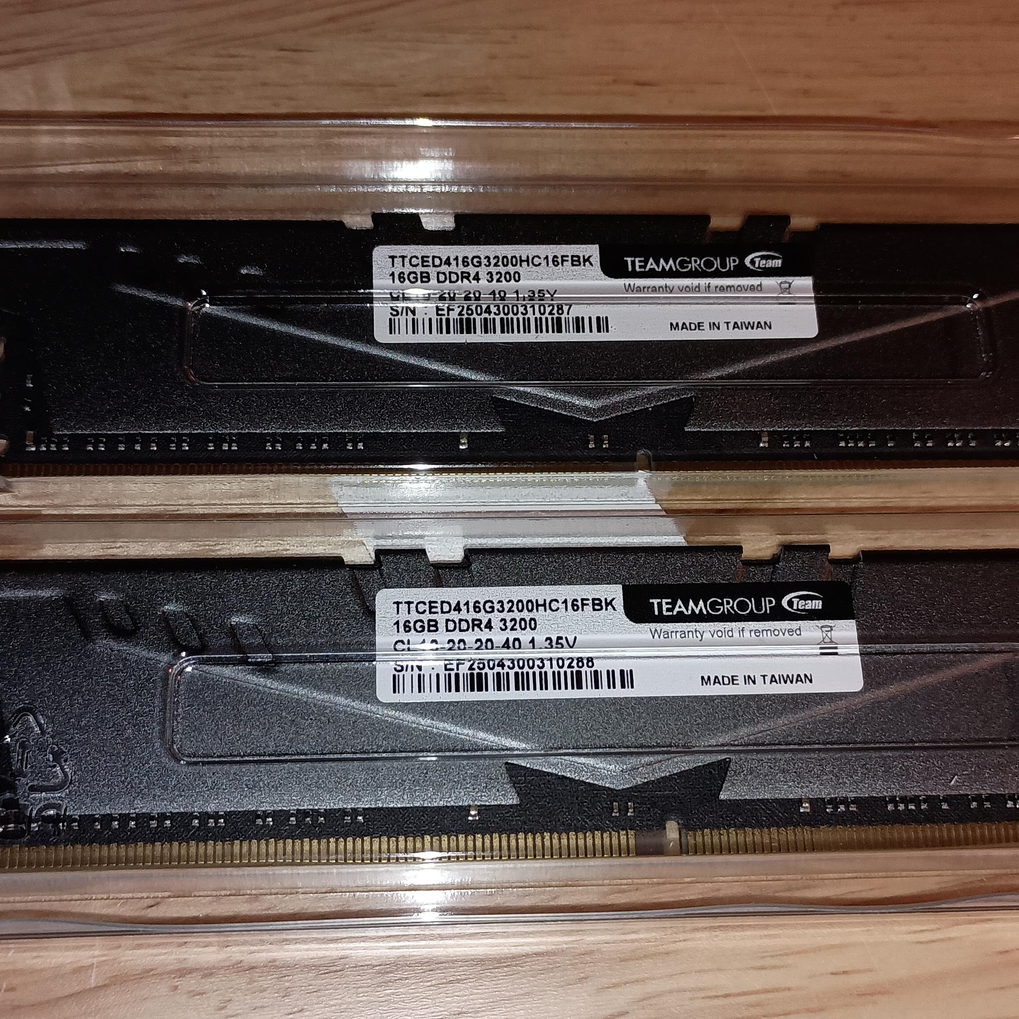 32GB DDR4 3200mhz - Team Group T-Create Expert memory kit, 2x 16gb udimms.
