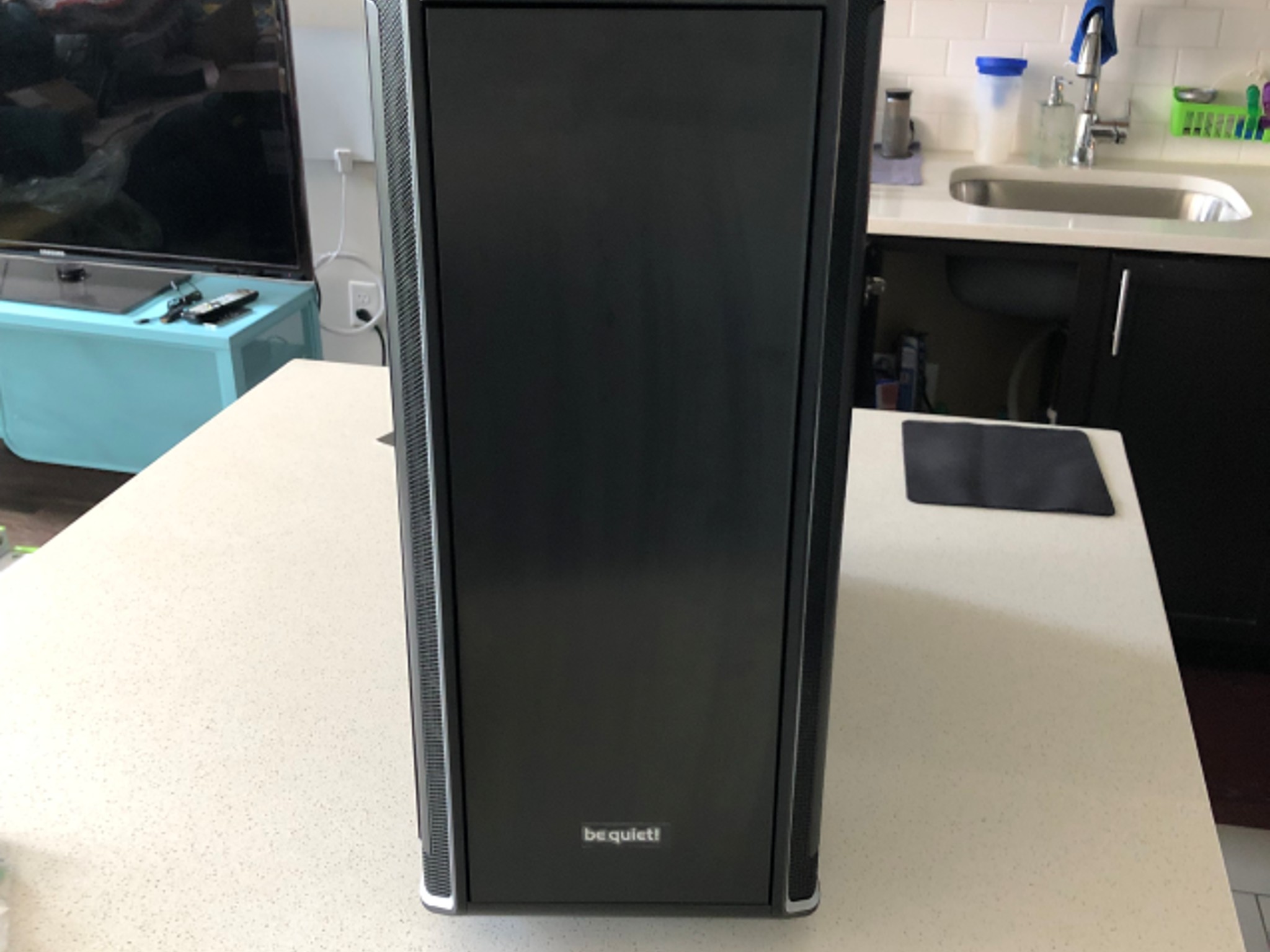 be quiet! Dark Base Pro 900 Full Tower PC Case - Black and Silver - Supports ATX/E-ATX/XL-ATX