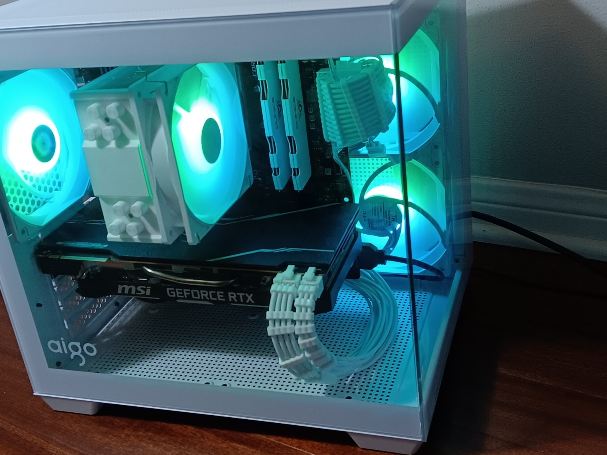 Amazing 1080p/1440p White RTX Gamer PC! | RTX 2070 Super | Ryzen 5 | 32GB DDR4 | 1TB NVMe SSD | Wifi