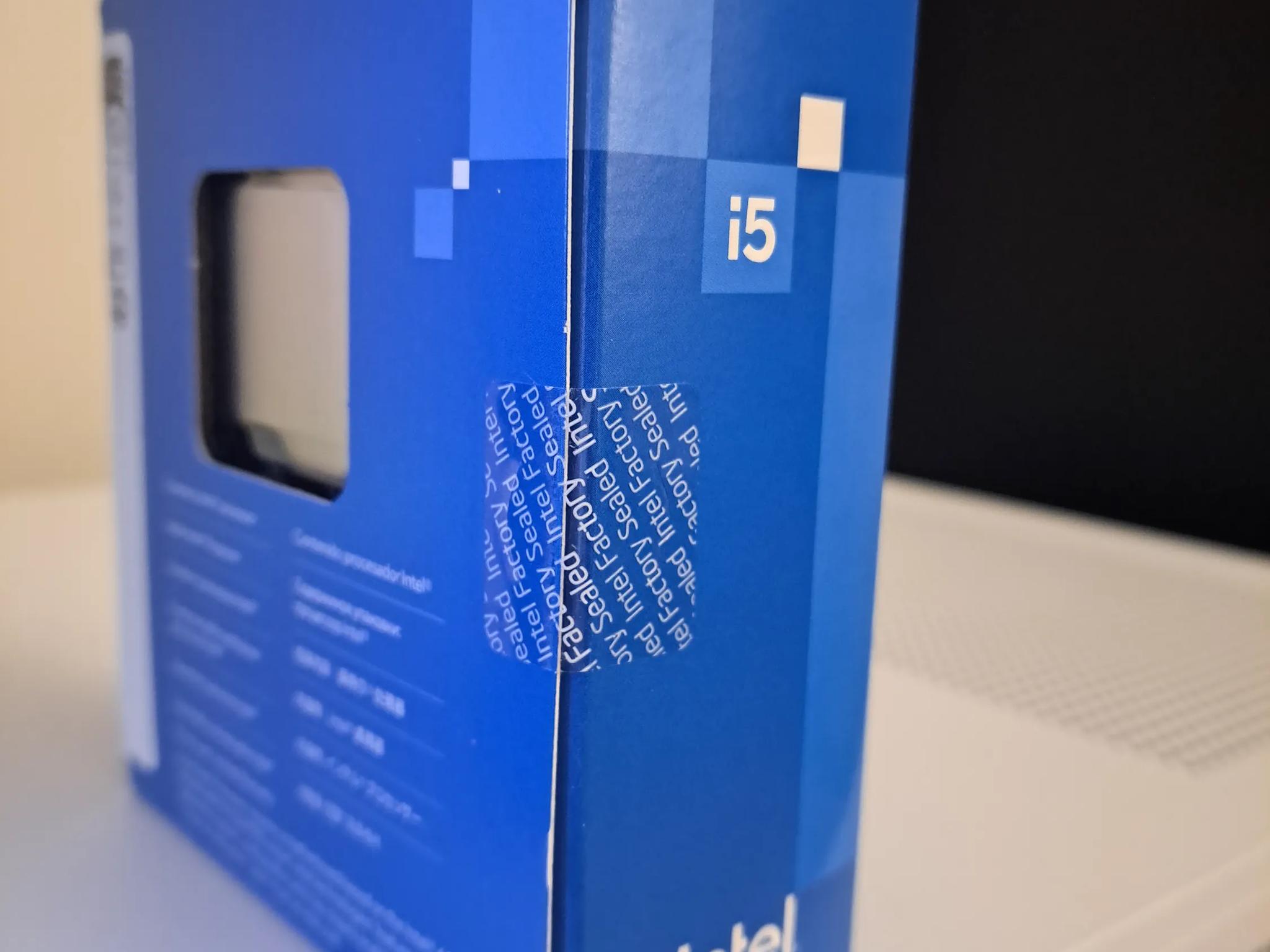 New Intel i5-12600KF LGA1700
