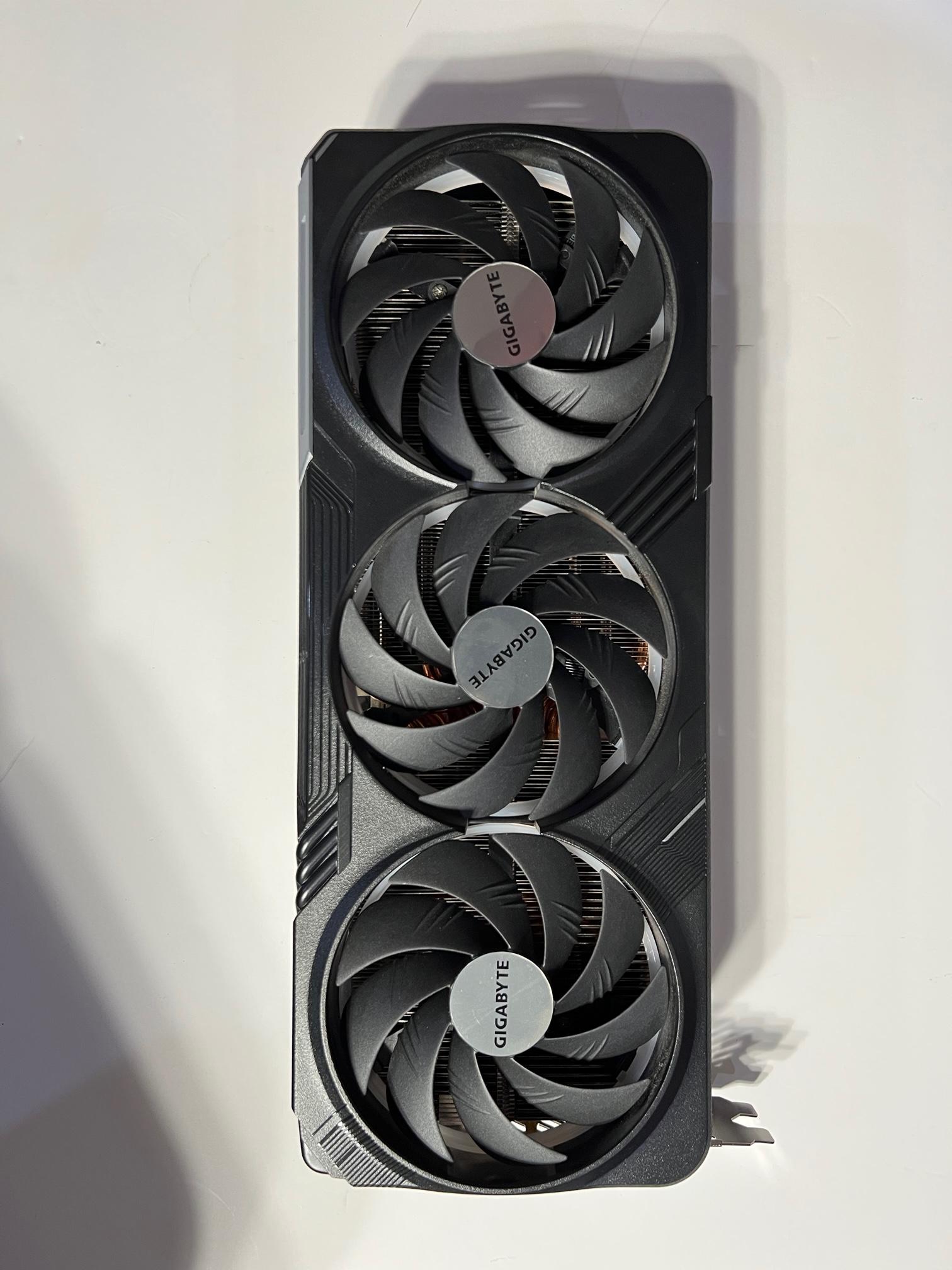 GABYTE Gaming GeForce RTX 4090 24GB
