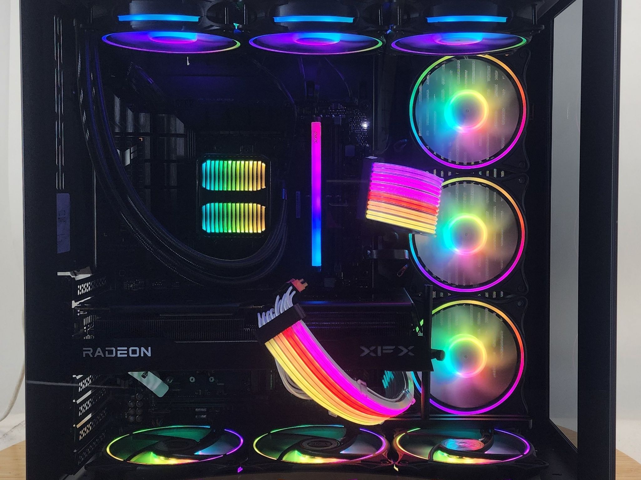 Gaming PC Ryzen 9 7950X 16GB RAM 1TB SSD RX 9060 XT 16GB Windows 11 Computer