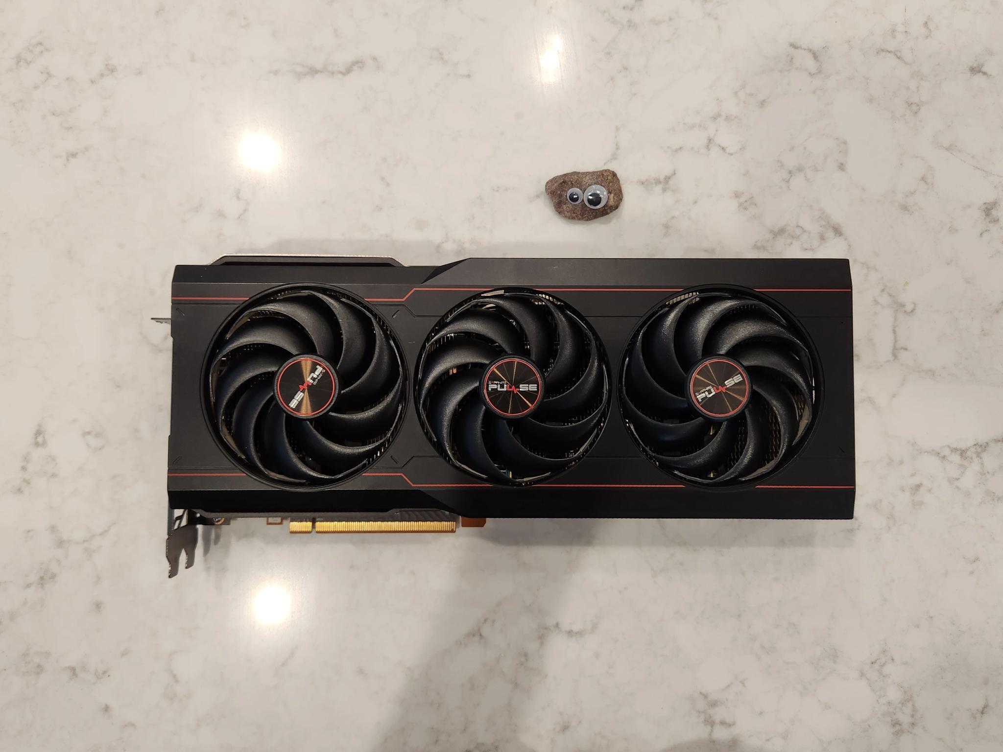 RX 6800XT 16GB (Sapphire Pulse OC) - Used/Scratched