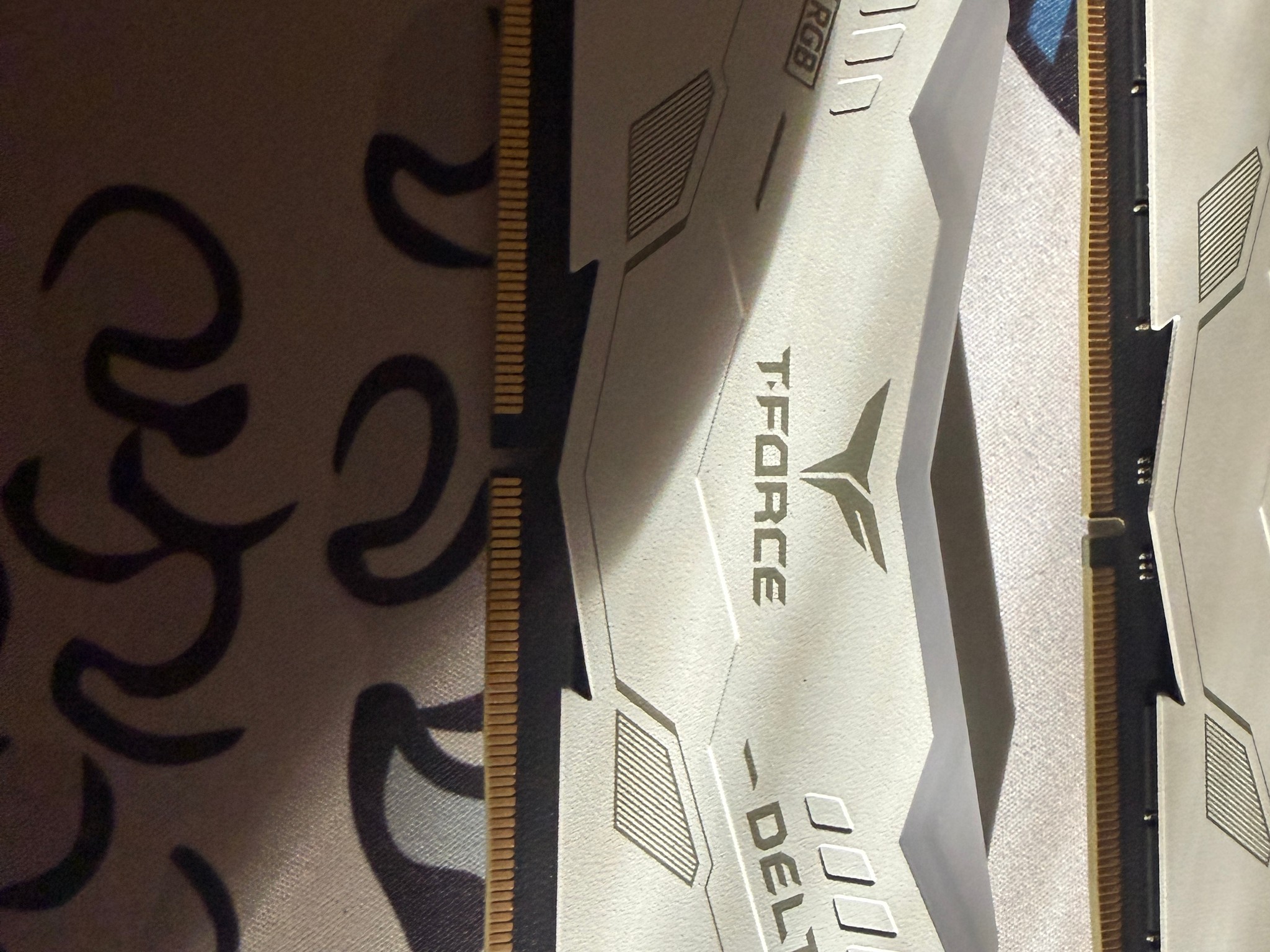 32GB T- Force Delta Alpha DDR5 (16gb x 2)
