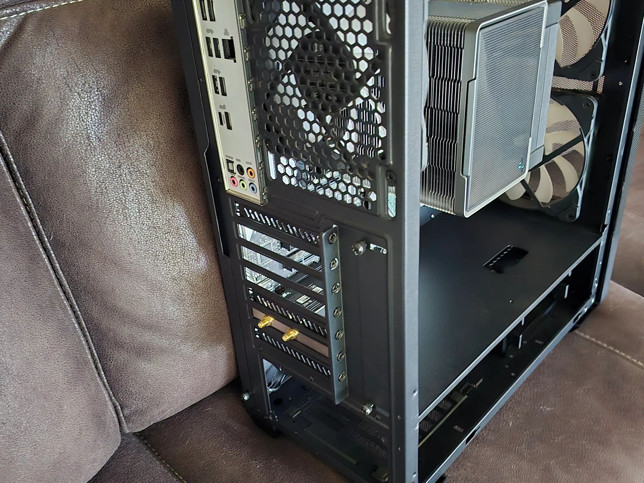 (READ DESCRIPTION) Intel i9 7980xe 64gb ram 4tb ssd