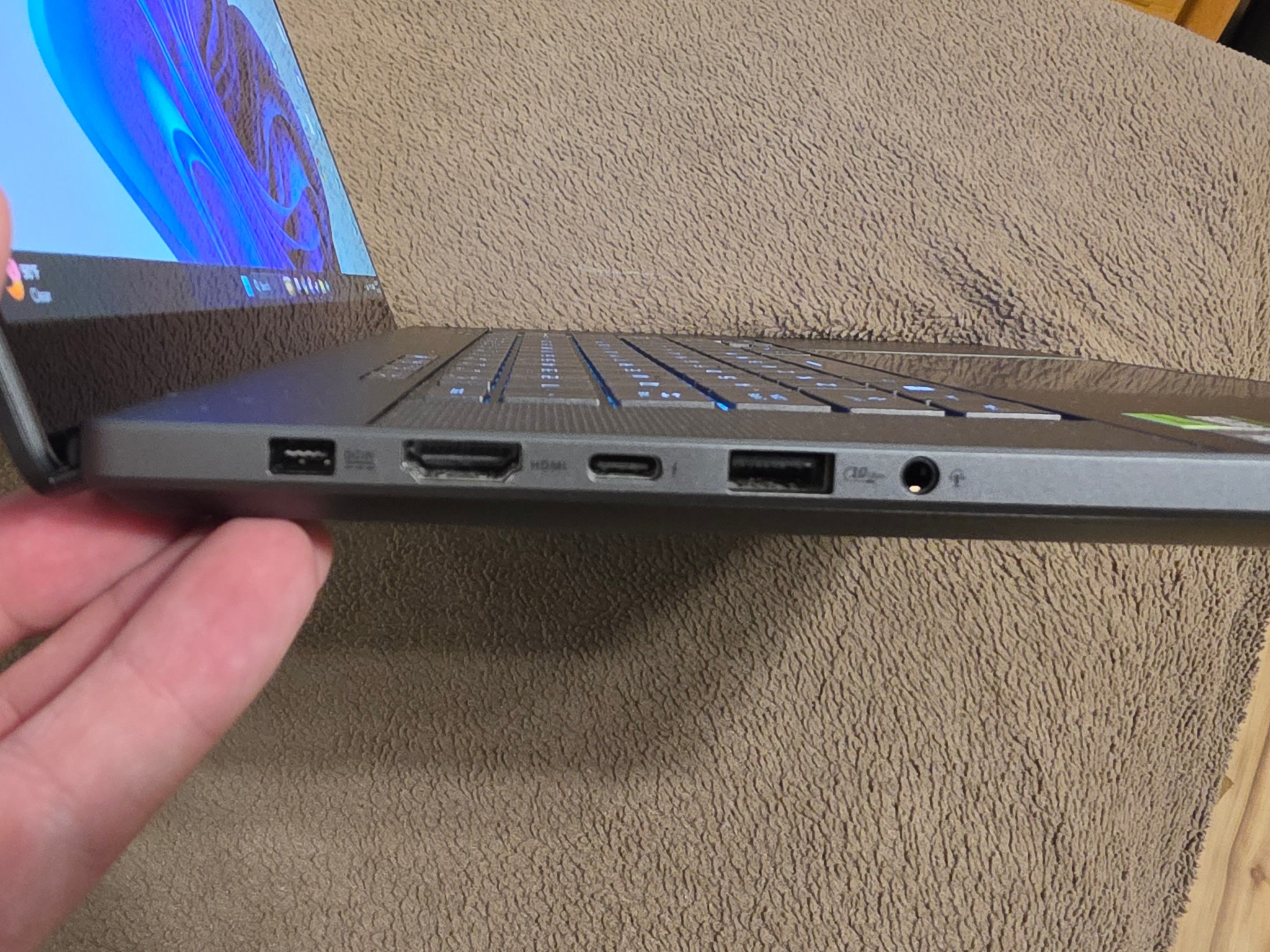 Rog Zephyrus g16 Intel ultra 9/ 32gb ram/ rtx4090