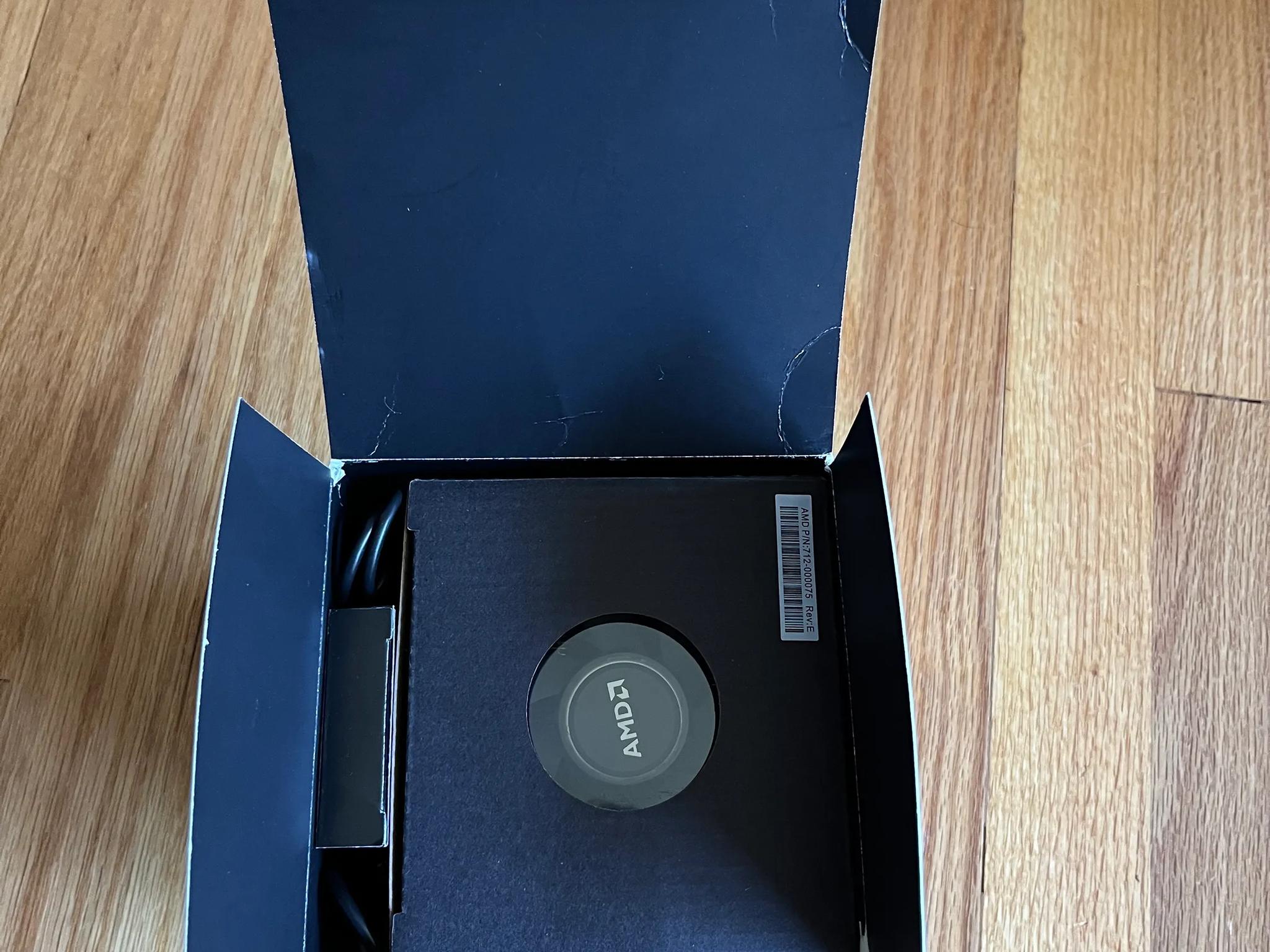AMD Ryzen 7 3700X with Wraith Prism Cooler