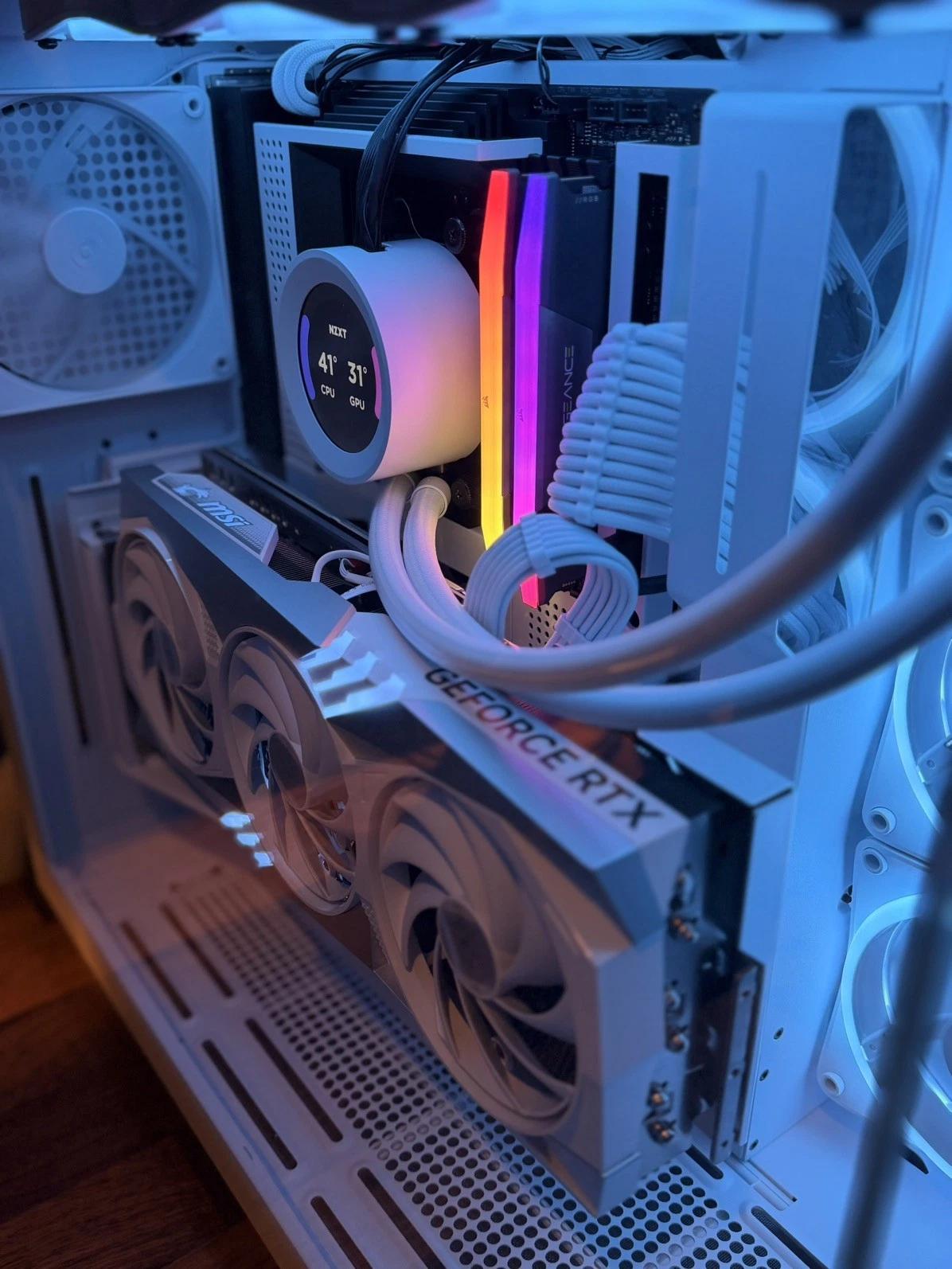 RTX 4070 TI SUPER, RYZEN 7 7800X3D, 64GB RAM, 2TB STORAGE GAMING PC ALL WHITE NZXT RGB