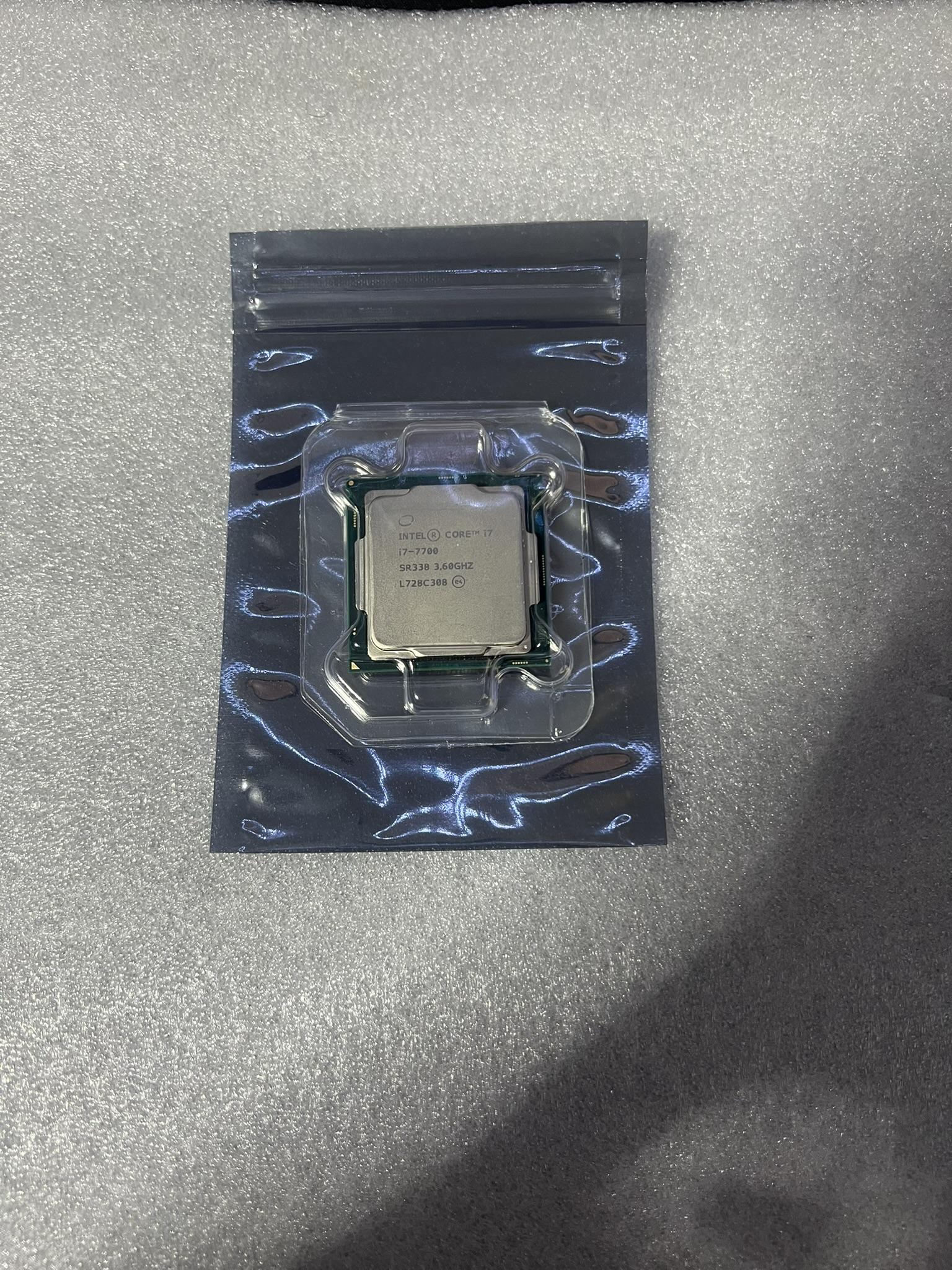 Intel i7 7700