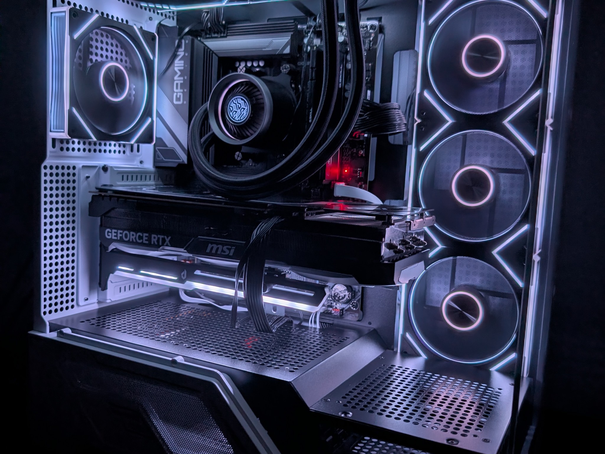 Gaming PC RTX 4080-Ryzen 5 7600x-32 GB DDR5 6000-1 TB NVME