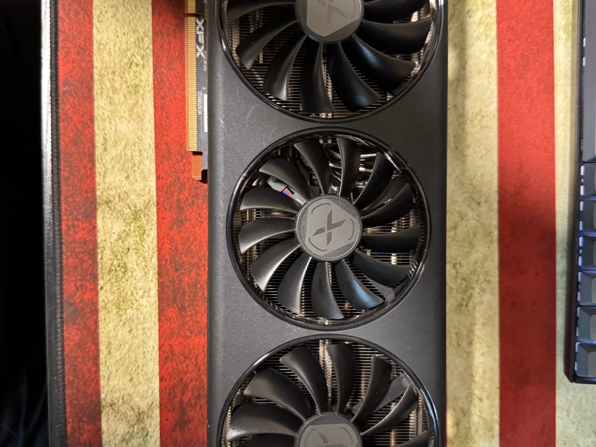 XFX 6900XT SWFT319