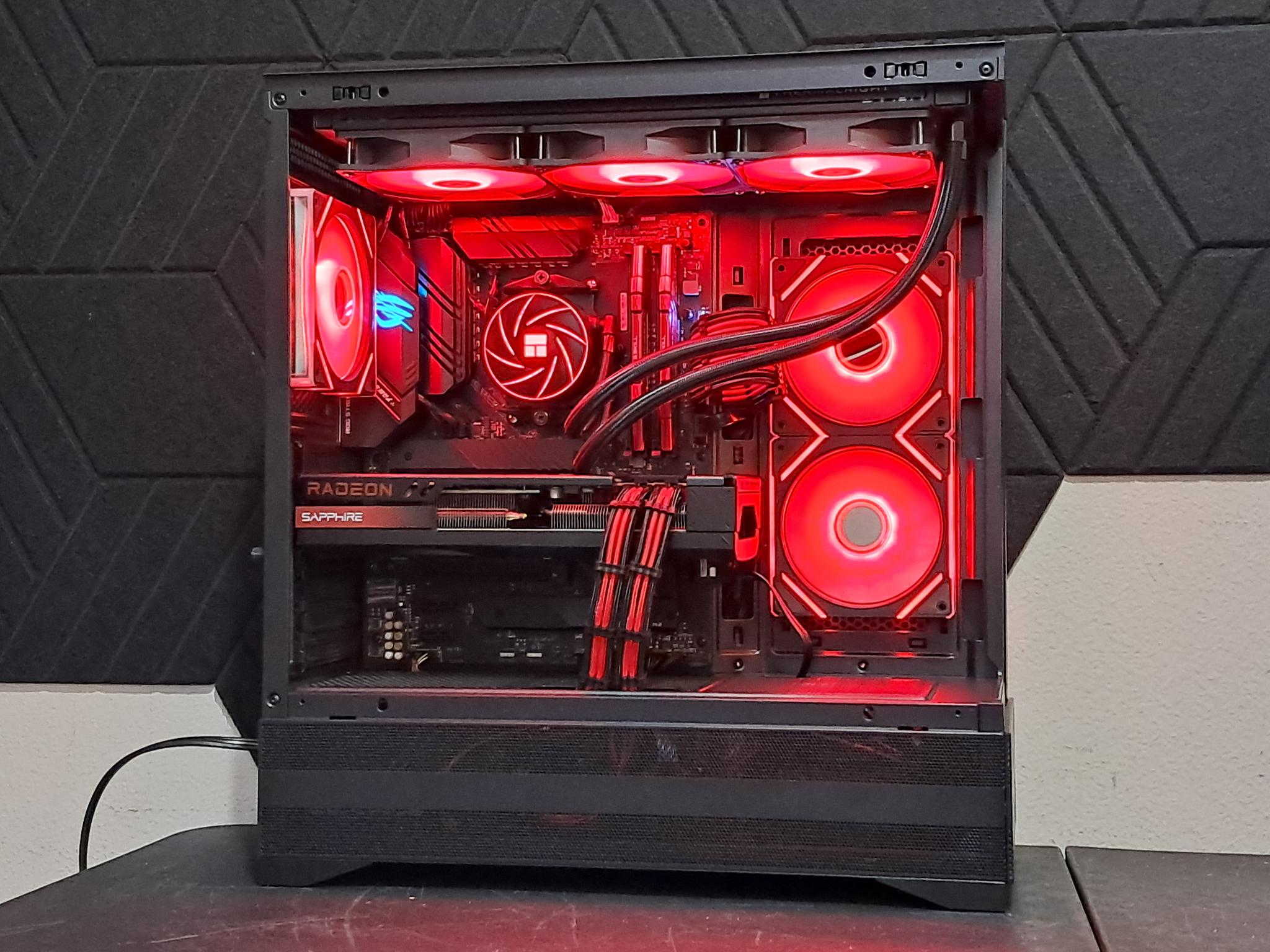 Red Rage ROG Strix 1440p Gamer | Ryzen 7 5800XT | RX 7700 XT | 16GB DDR4 | 1TB SSD | WiFi!
