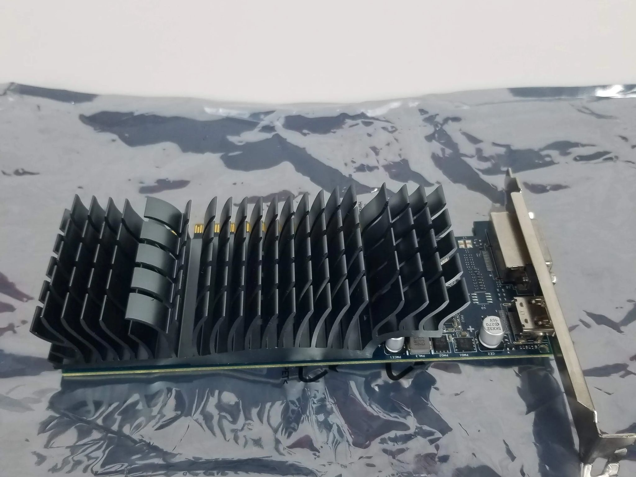 ASUS GeForce GT 1030 2GB GDDR5 Graphics Card - HDMI, DVI - (GT1030-2G-CSM) Passive