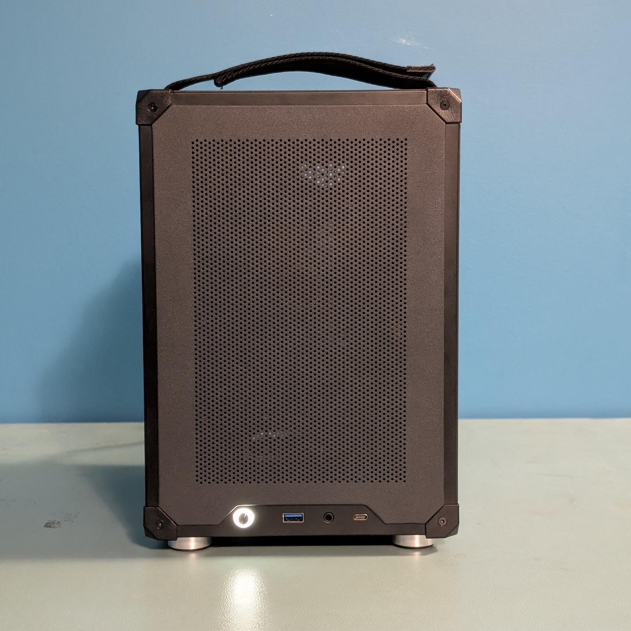The Steamed Bun | RX 6650 XT | Core I5 13400 | 16GB RAM | NVMe SSD | Bazzite OS