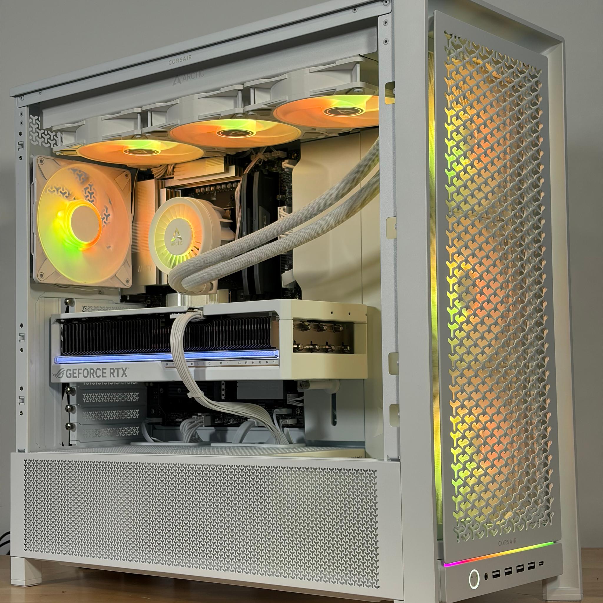 GeForce RTX 5090 Custom Gaming PC - Ryzen 7 9850X3D,