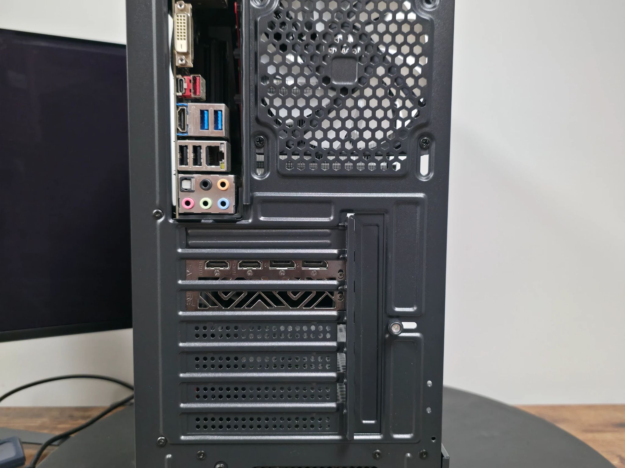 BCPC 26-24💰 🔥1440p Budget Gaming PC — i7-8700 6 Cores + RX 5700 XT 8GB + 16GB RGB RAM
