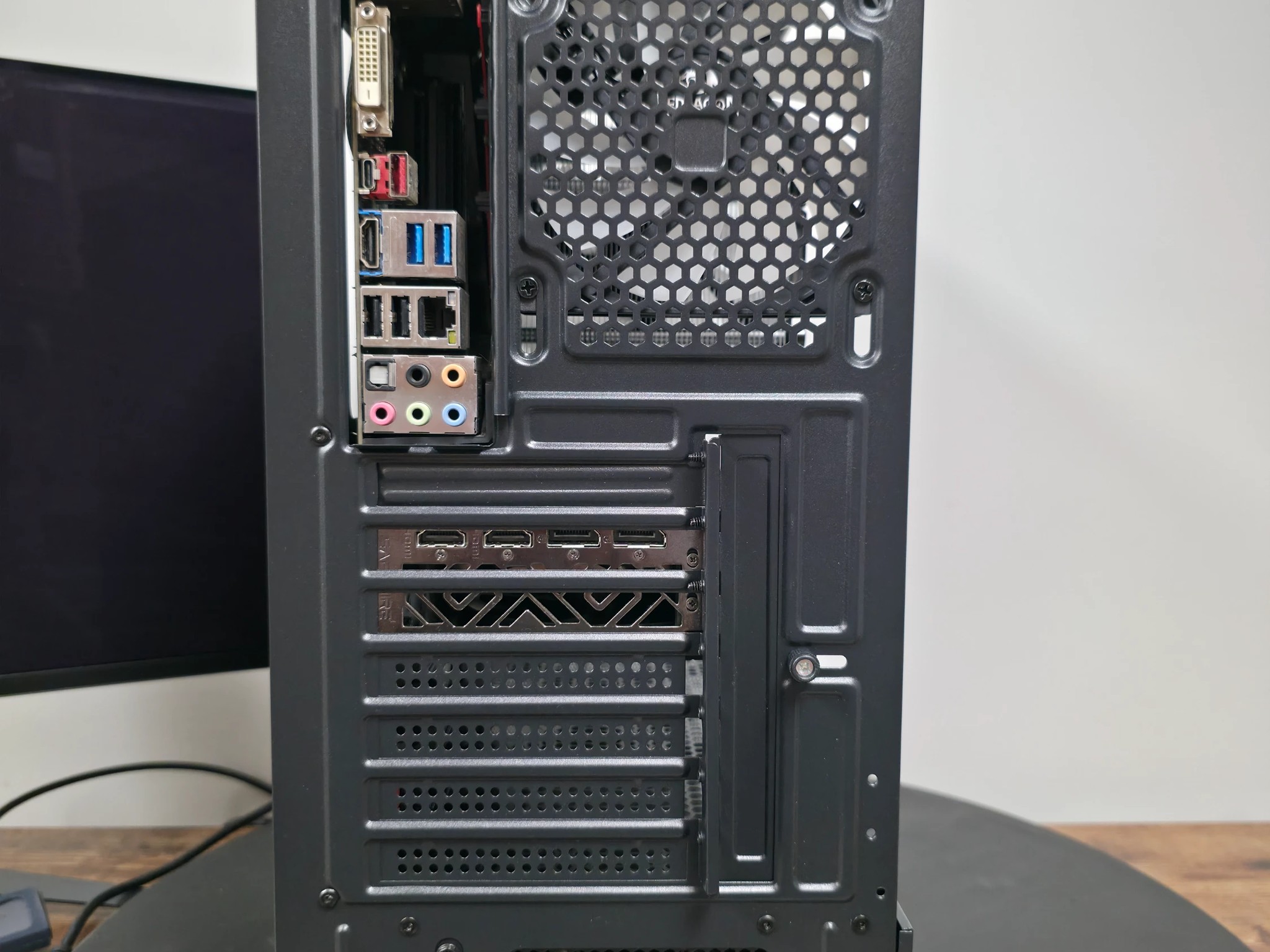 BCPC 26-24💰 🔥1440p Budget Gaming PC — i7-8700 6 Cores + RX 5700 XT 8GB + 16GB RGB RAM
