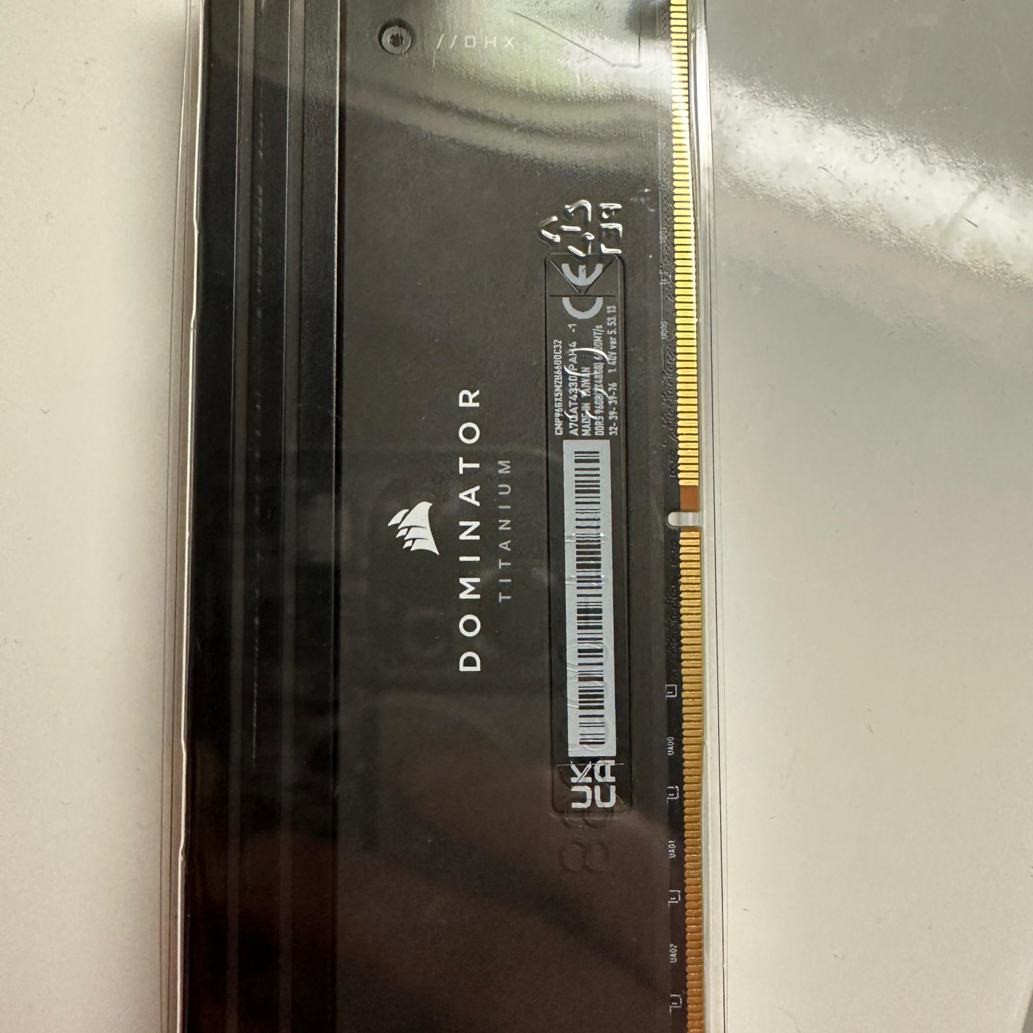 CORSAIR Dominator Titanium 96GB (2 x 48GB) DDR5 6600 (PC5 52800) CMP96GX5M2B6600C32
