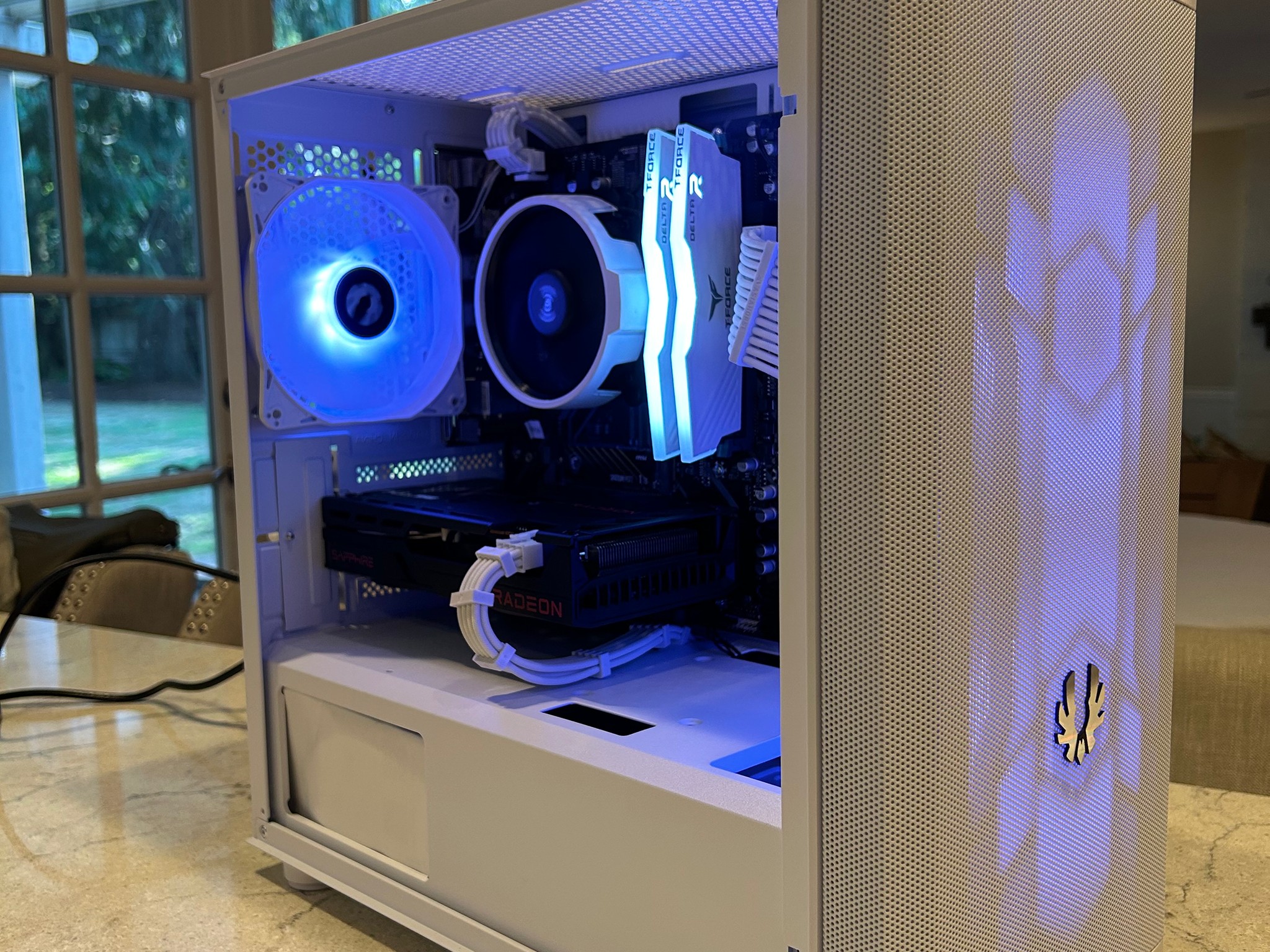 SUPER NOVA 🌌AMD RX 6600 🌌Ryzen 5 5600 🌌16 GB DDR4 🌌Wi-Fi 🌌1TB NVME 🌌