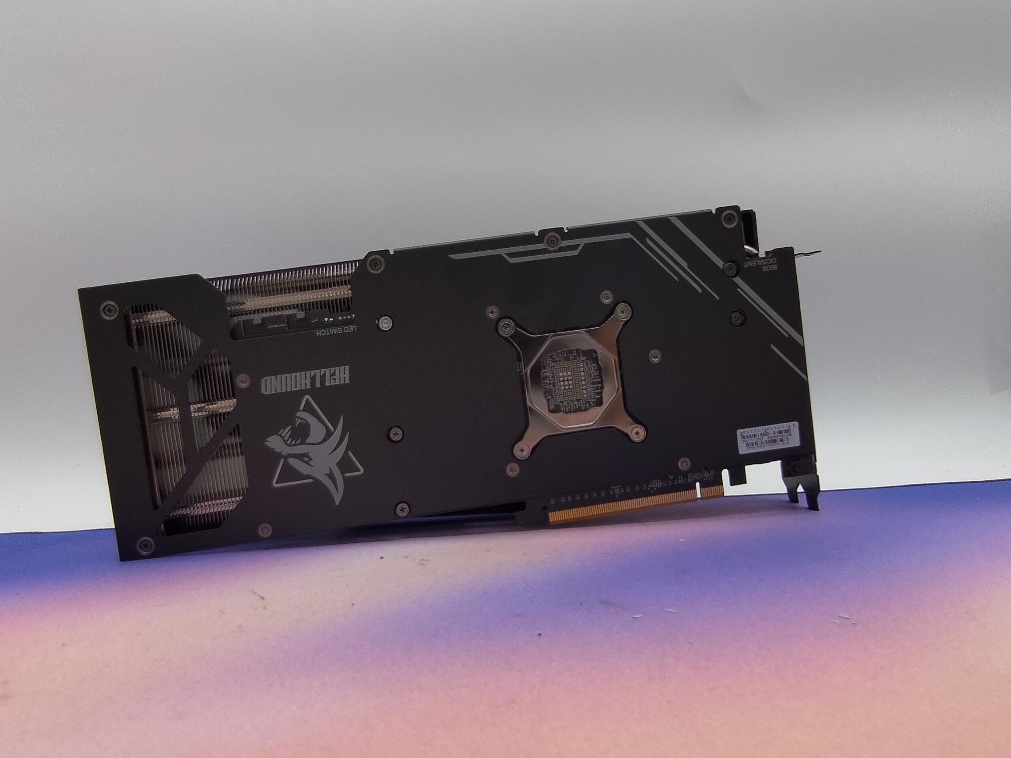 PowerColor Hellhound RX 7700XT