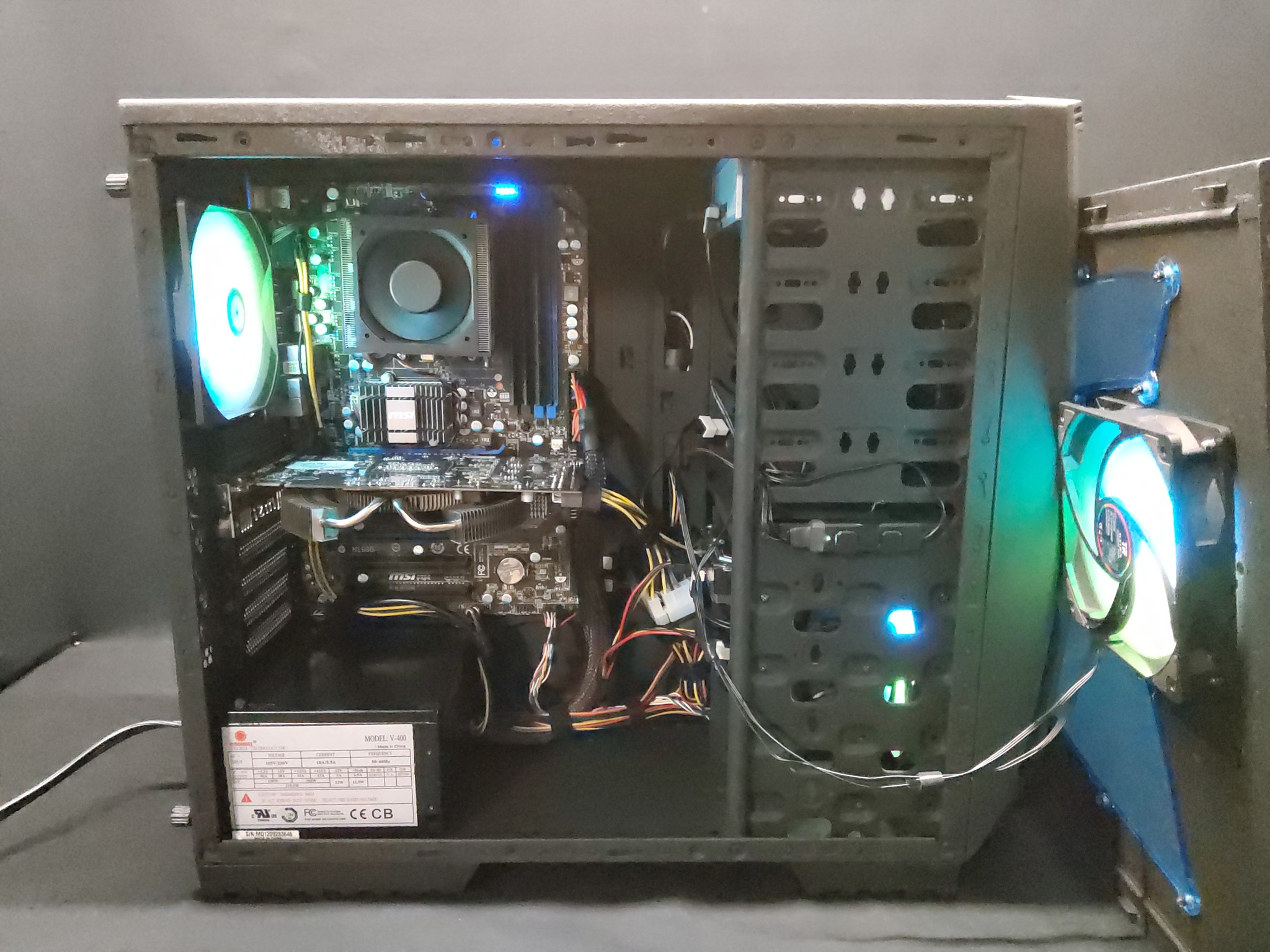 Retro Gaming PC and COD Modern Warfare boxed DVD