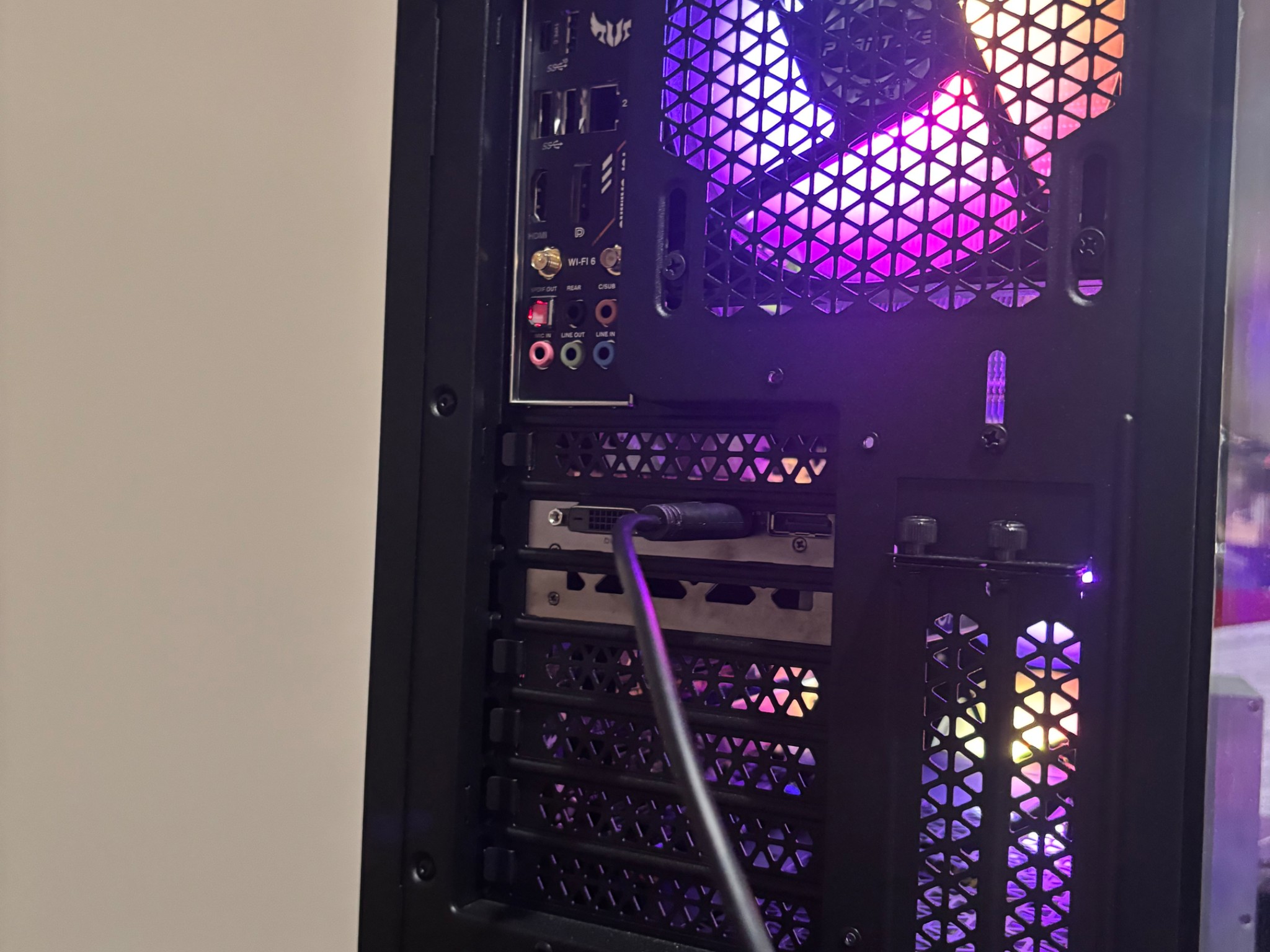 Gaming PC Ryzen 5 5500 GTX 1660 TI 16GB DDR4