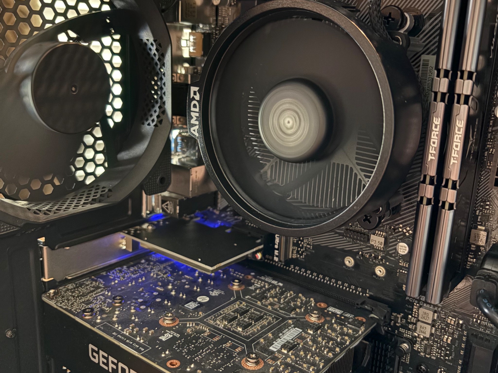 ♟️BLACKOUT♟️ | R5 5500 | 1660 Super | 16GB Ram