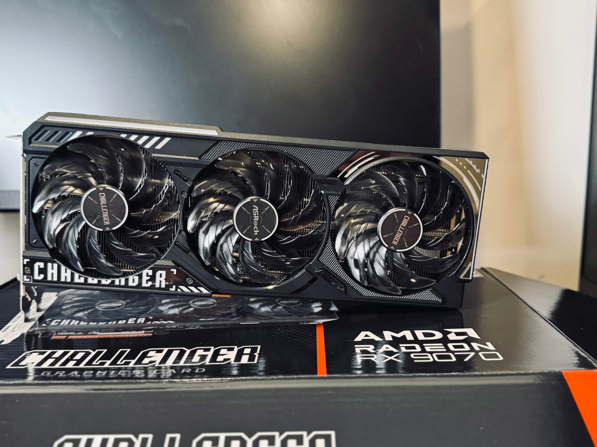 ASRock RX 9070 Challenger 16GB