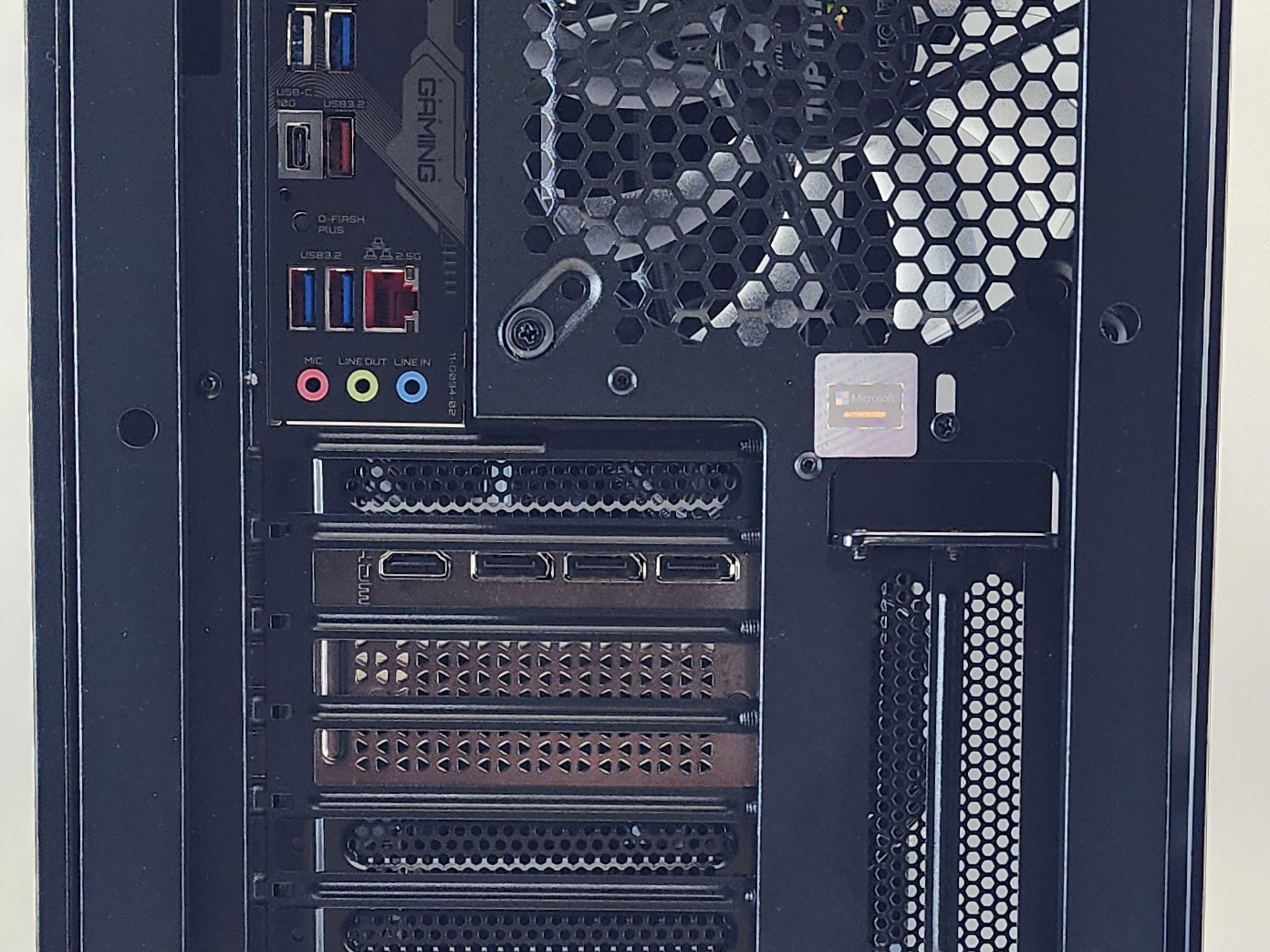 Gaming PC Ryzen 7 7800X3D 32GB RAM 1TB SSD RTX 4080 16GB Windows 11 PC