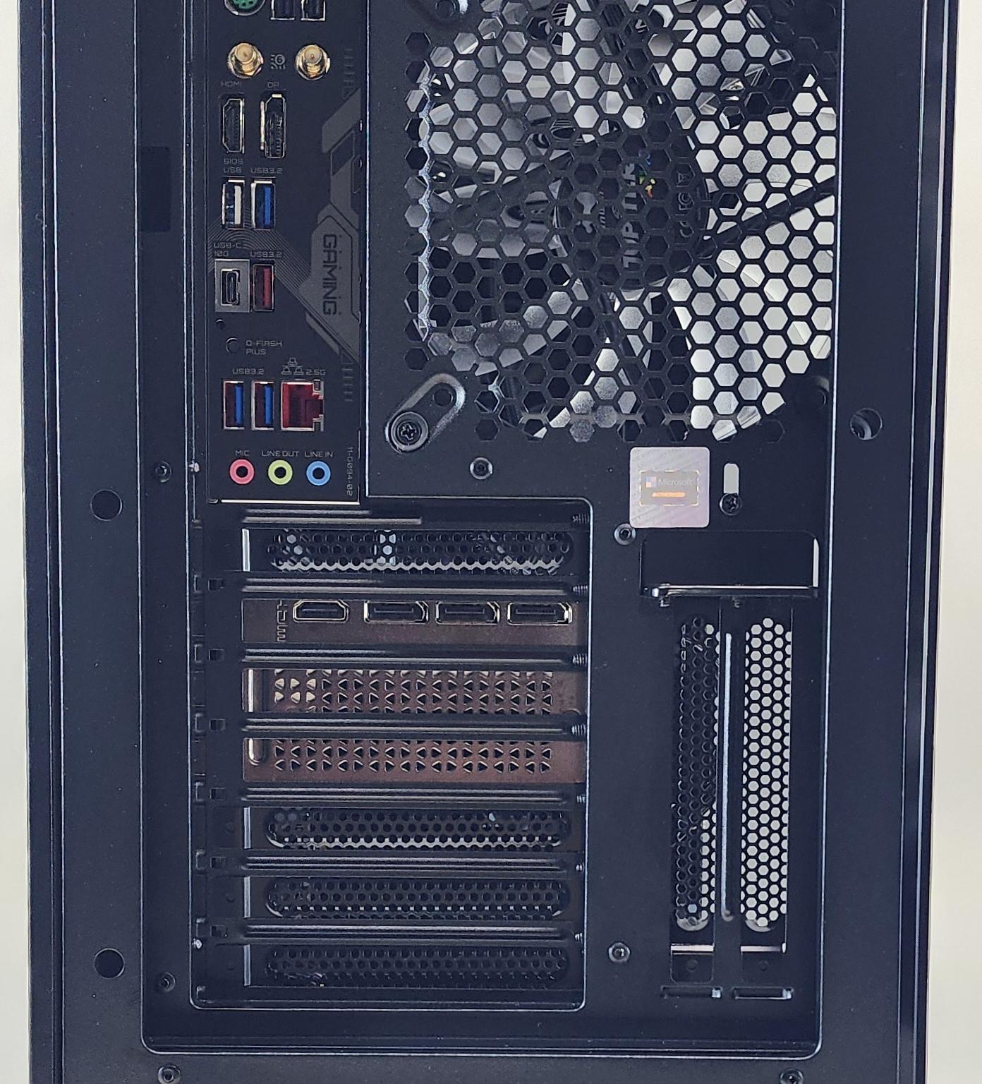 Gaming PC Ryzen 7 7800X3D 32GB RAM 1TB SSD RTX 4080 16GB Windows 11 PC