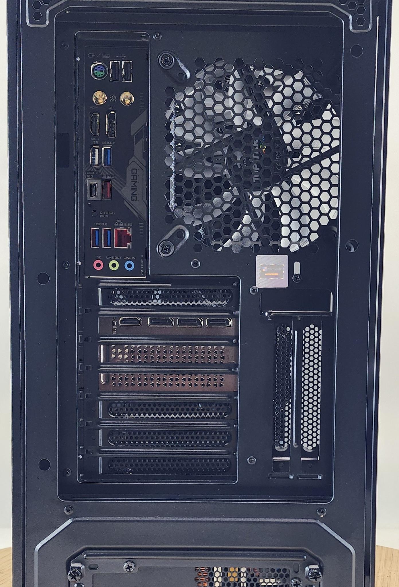 Gaming PC Ryzen 7 7800X3D 32GB RAM 1TB SSD RTX 4080 16GB Windows 11 PC