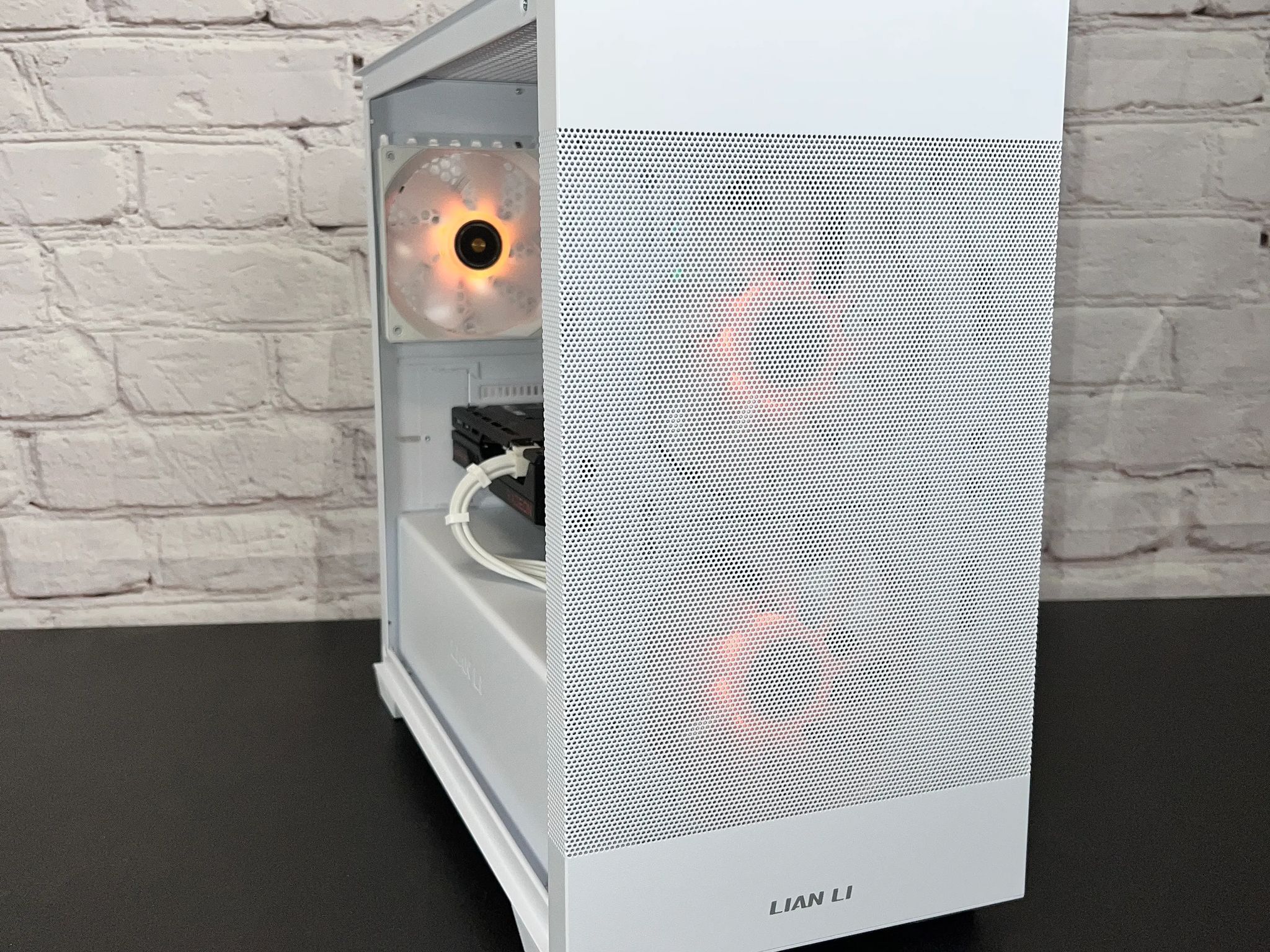 Ryzen 5 3600 RX 6600 16GB RAM 1TB M.2 Wifi 5 Bluetooth Window 10 Gaming PC