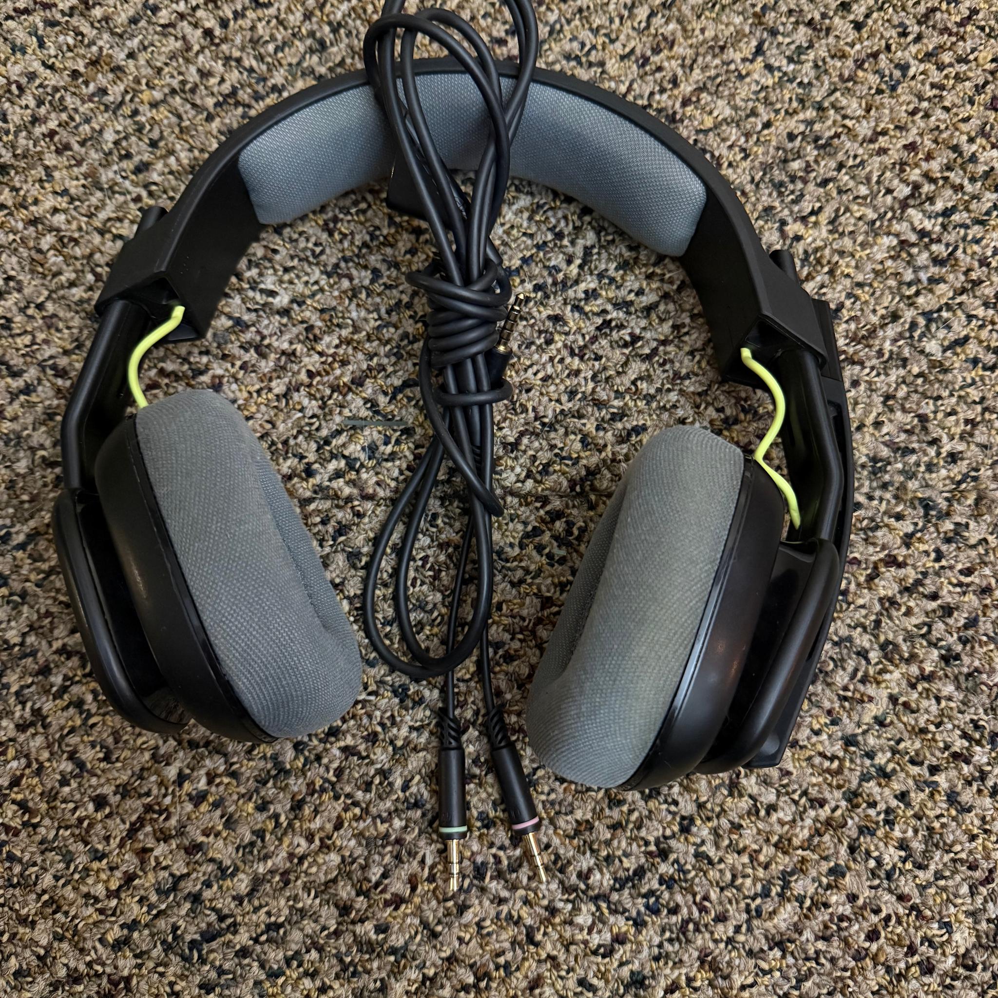 Astro Gaming - A10 Gen 2 Wired Over-the-Ear Gaming Headset