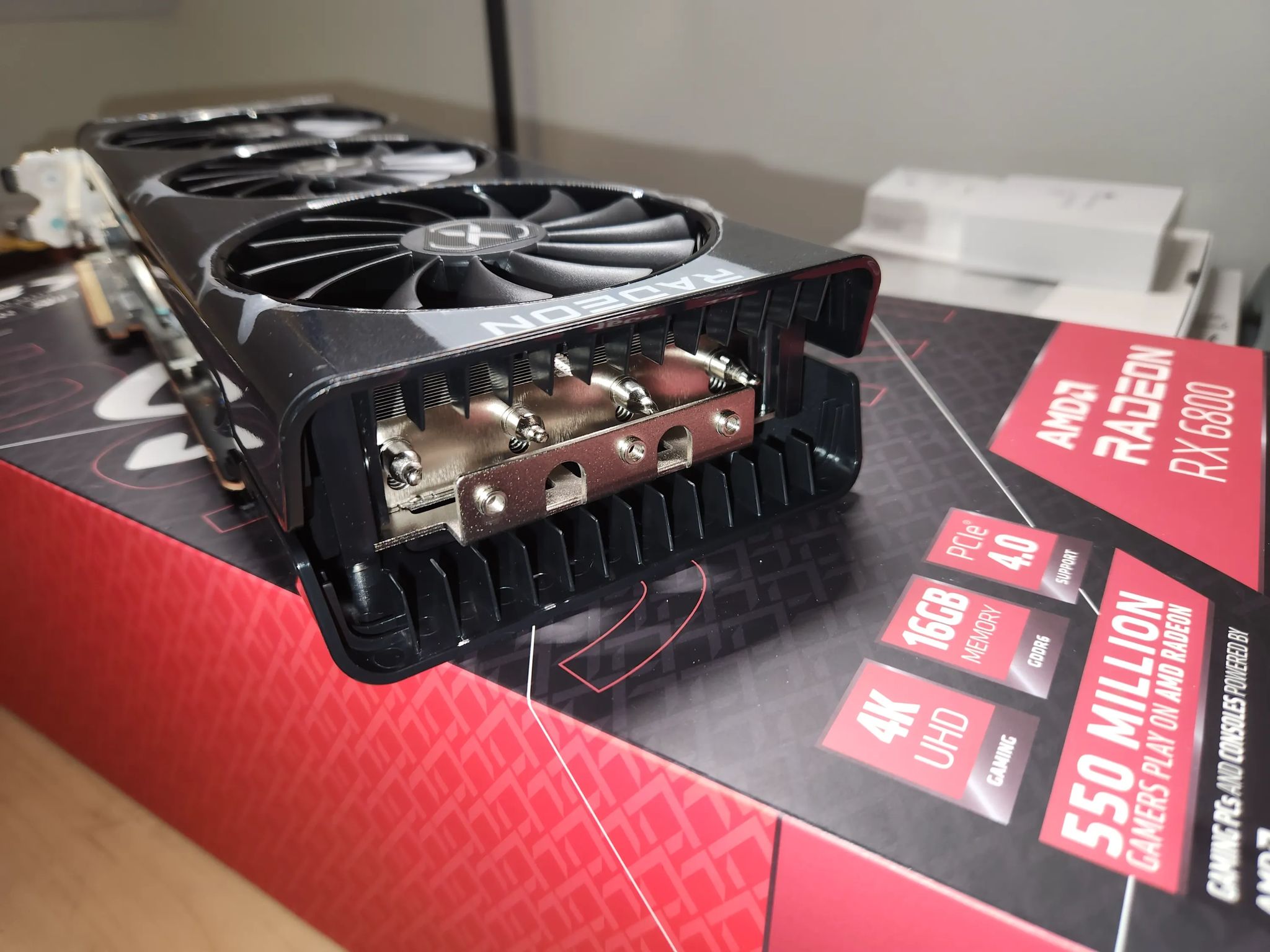 XFX RX6800 16GB Graphics Card Gamer Card