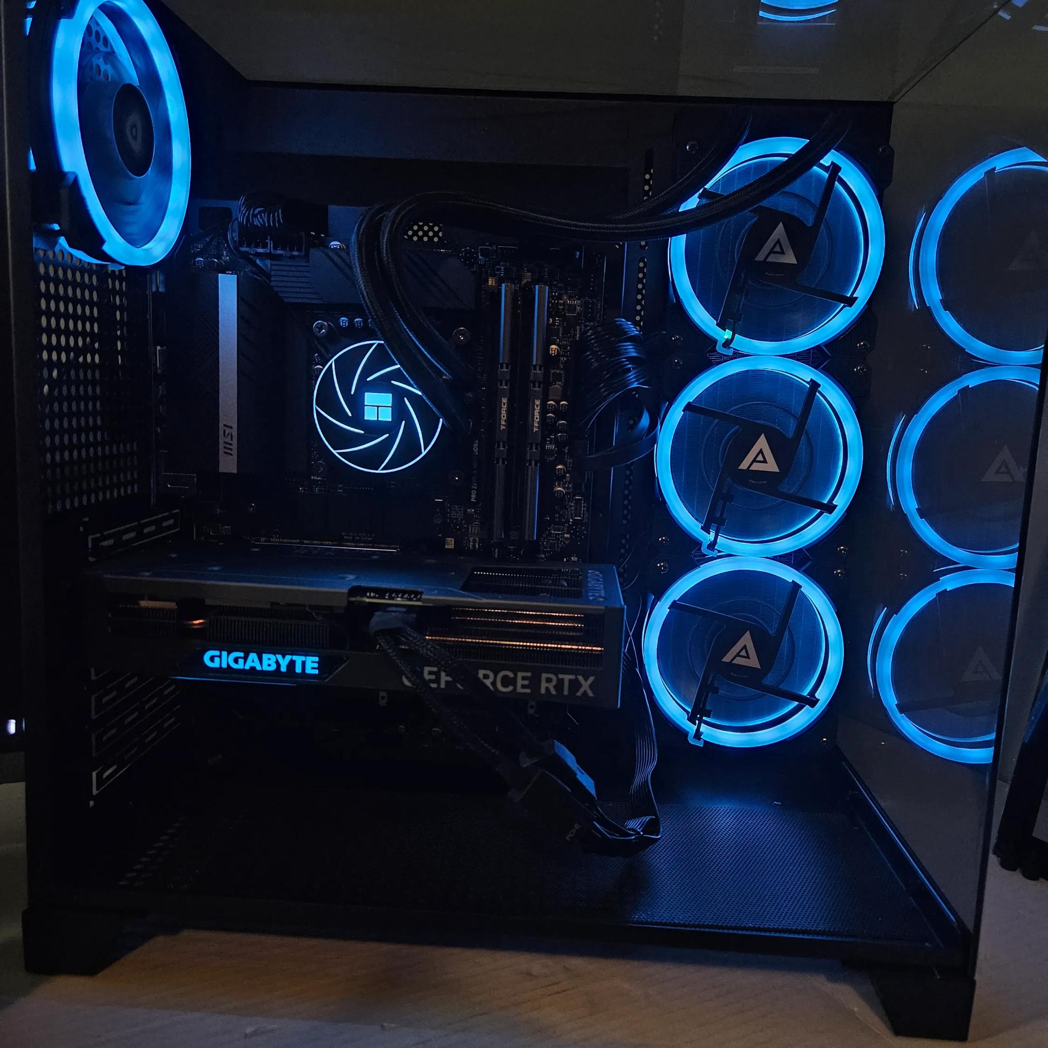 Frostbyte - 4070 Super - I7 12th Gen
