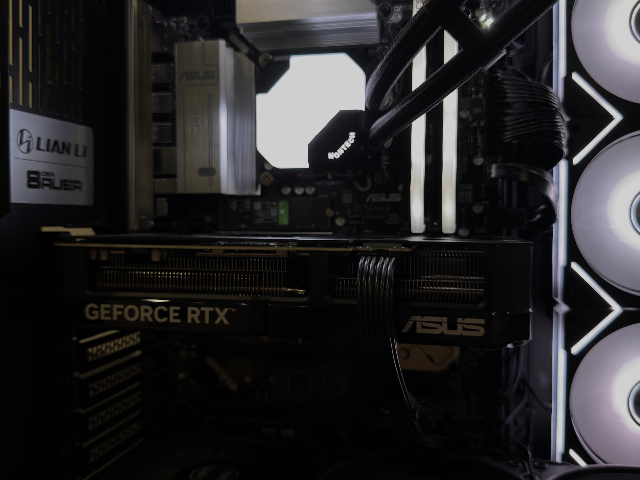 🔥 High-End Gaming PC – RTX 5070 | Core Ultra 7 270K Plus | 32GB DDR5 | 1 TB NVMe🔥